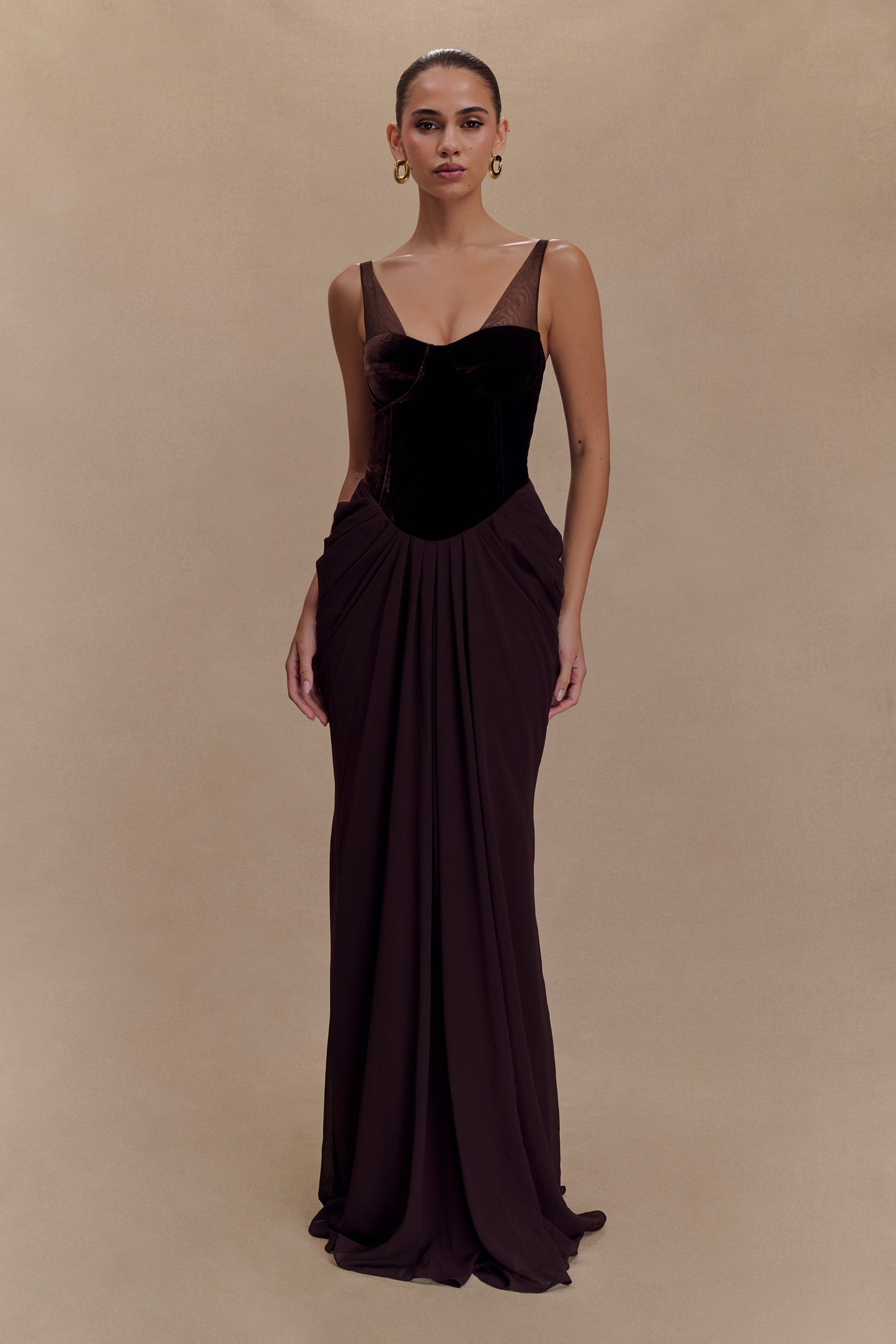 Robe Maxi Roxanne en Velours avec Corset - Brun Cacao
