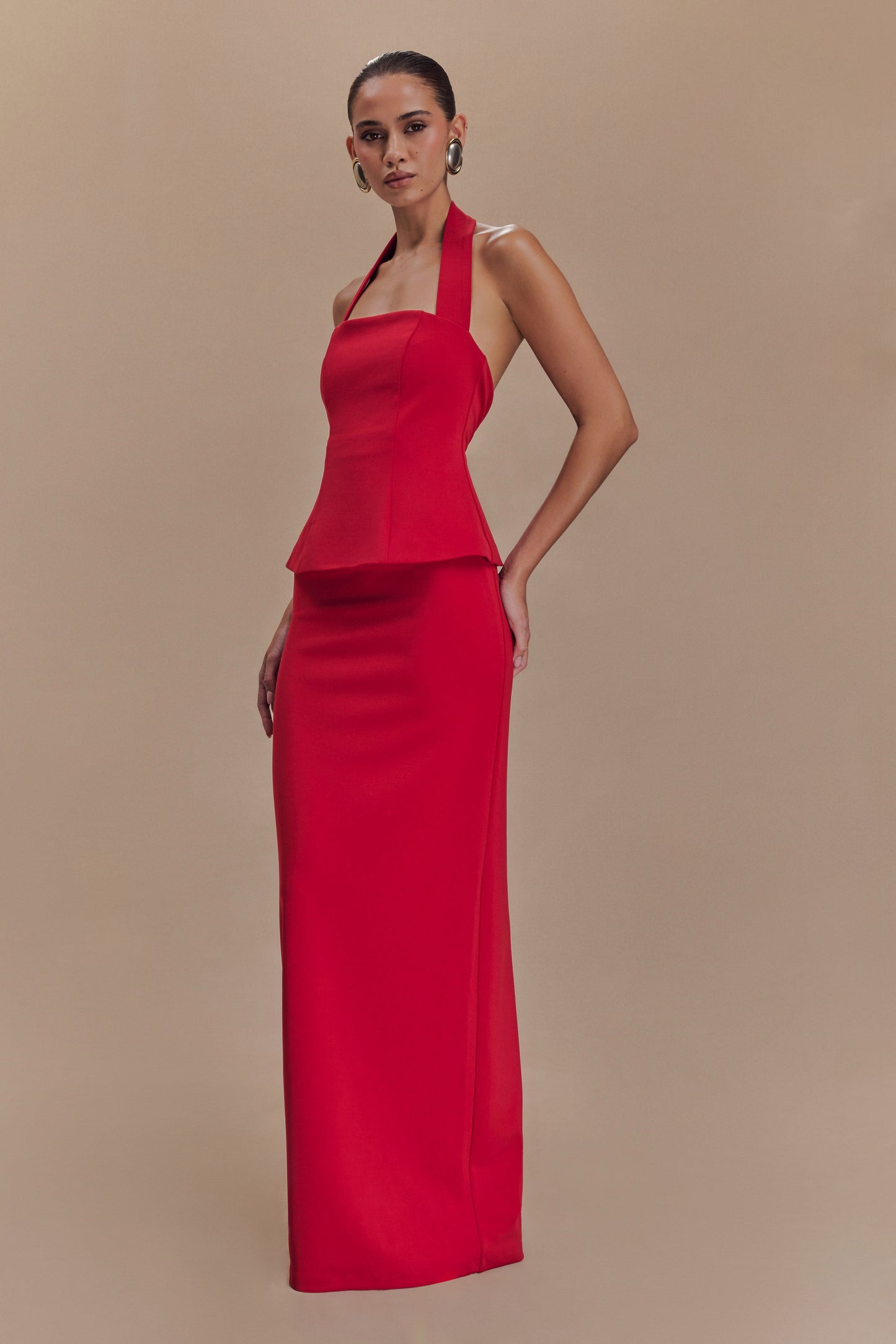 Robe Maxi Bertie à Volants et Col Halter - Rubis