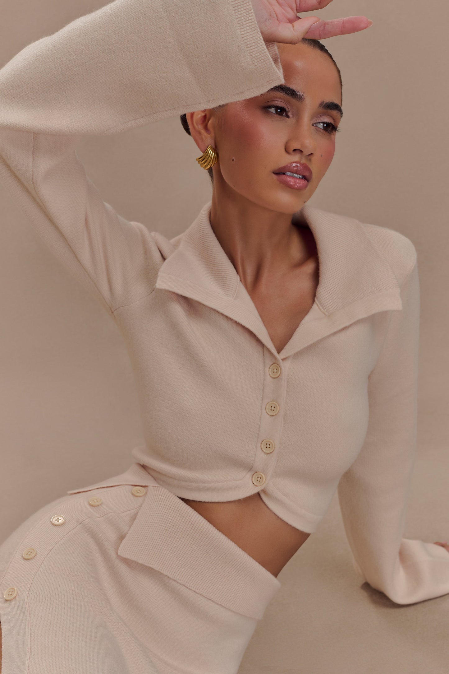 Cardigan en tricot à ourlet incurvé Annabelle - Crème