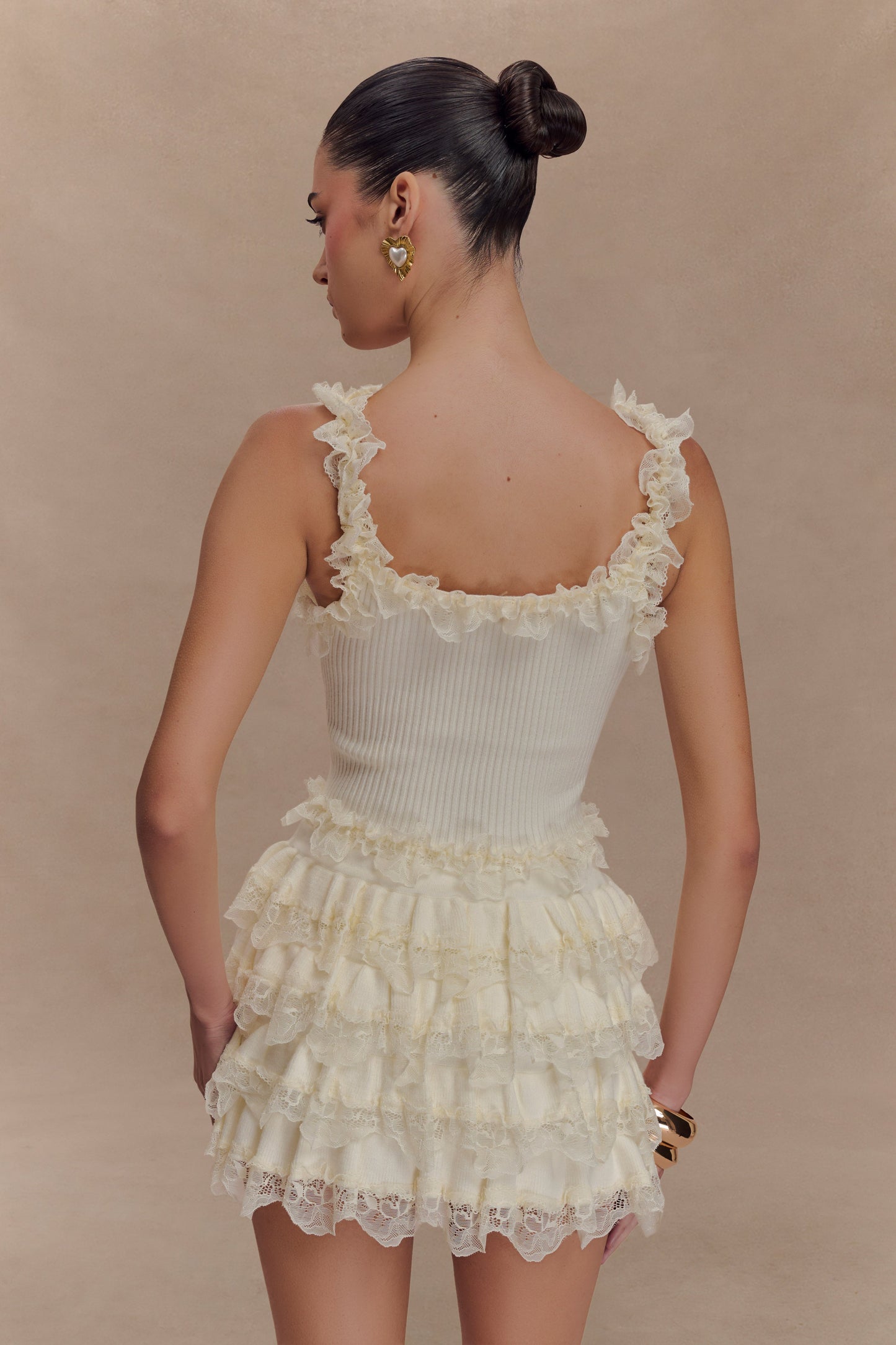 Top en tricot à volants et dentelle Shay - Crème