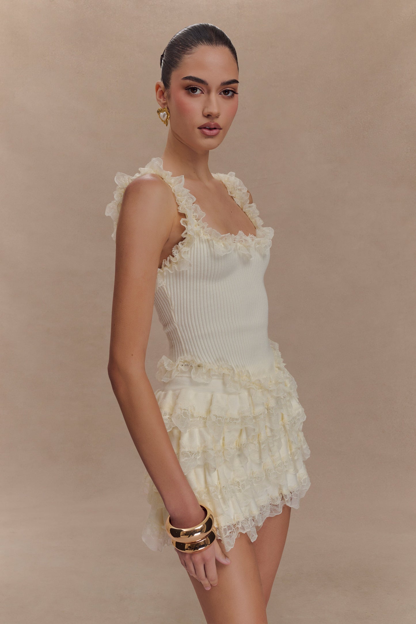 Top en tricot à volants et dentelle Shay - Crème