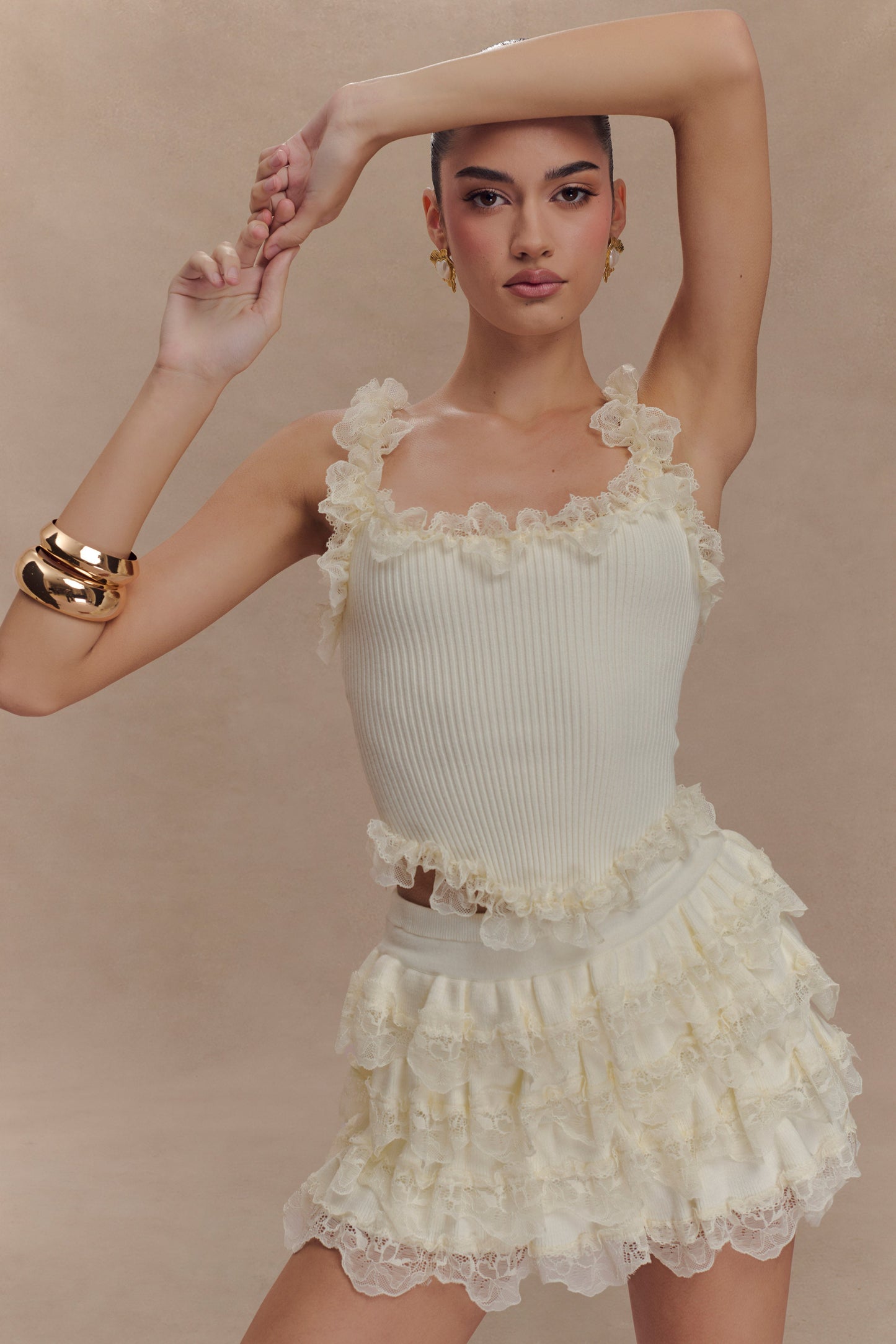 Top en tricot à volants et dentelle Shay - Crème