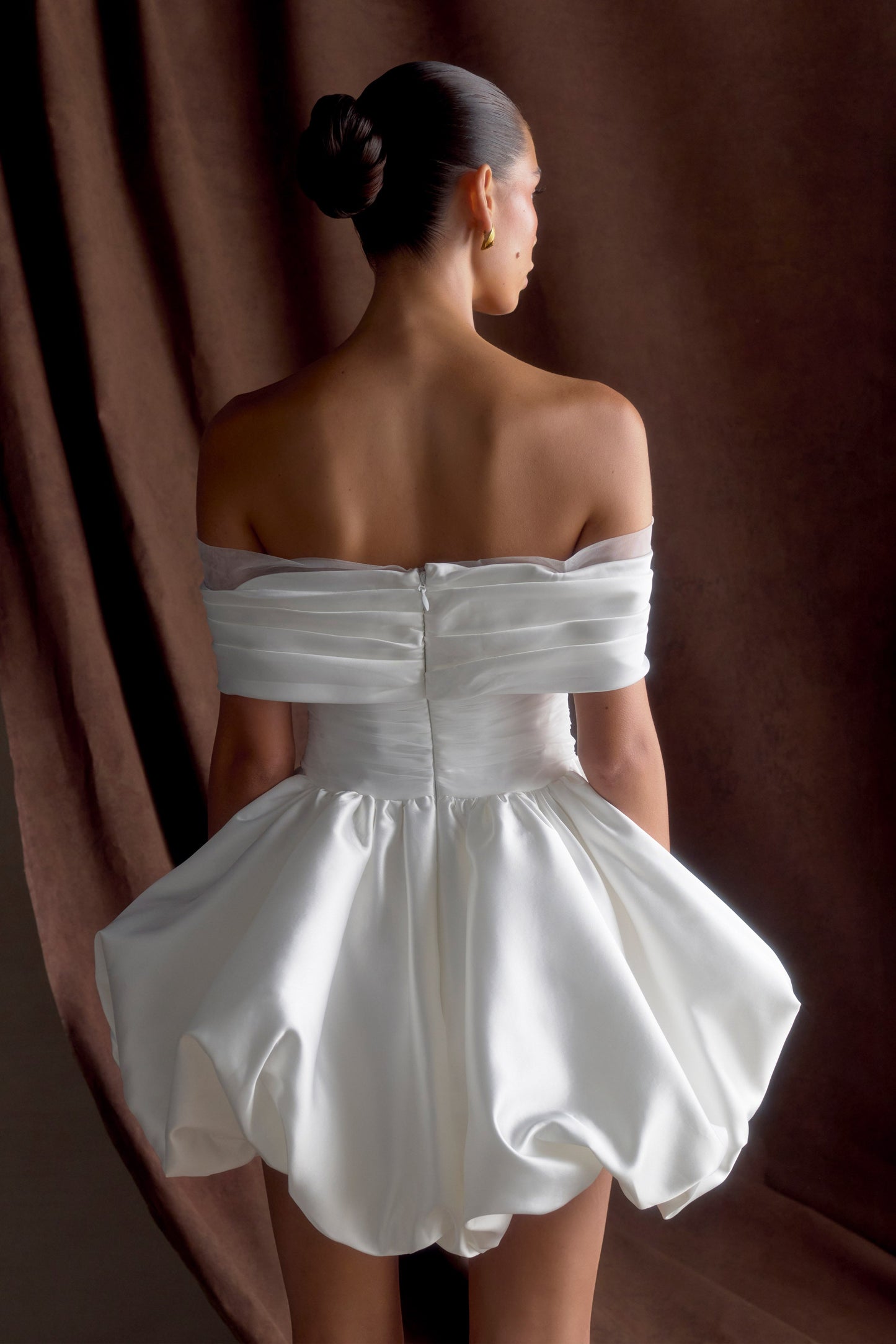 Robe mini Lauretta à épaules dénudées - Blanche