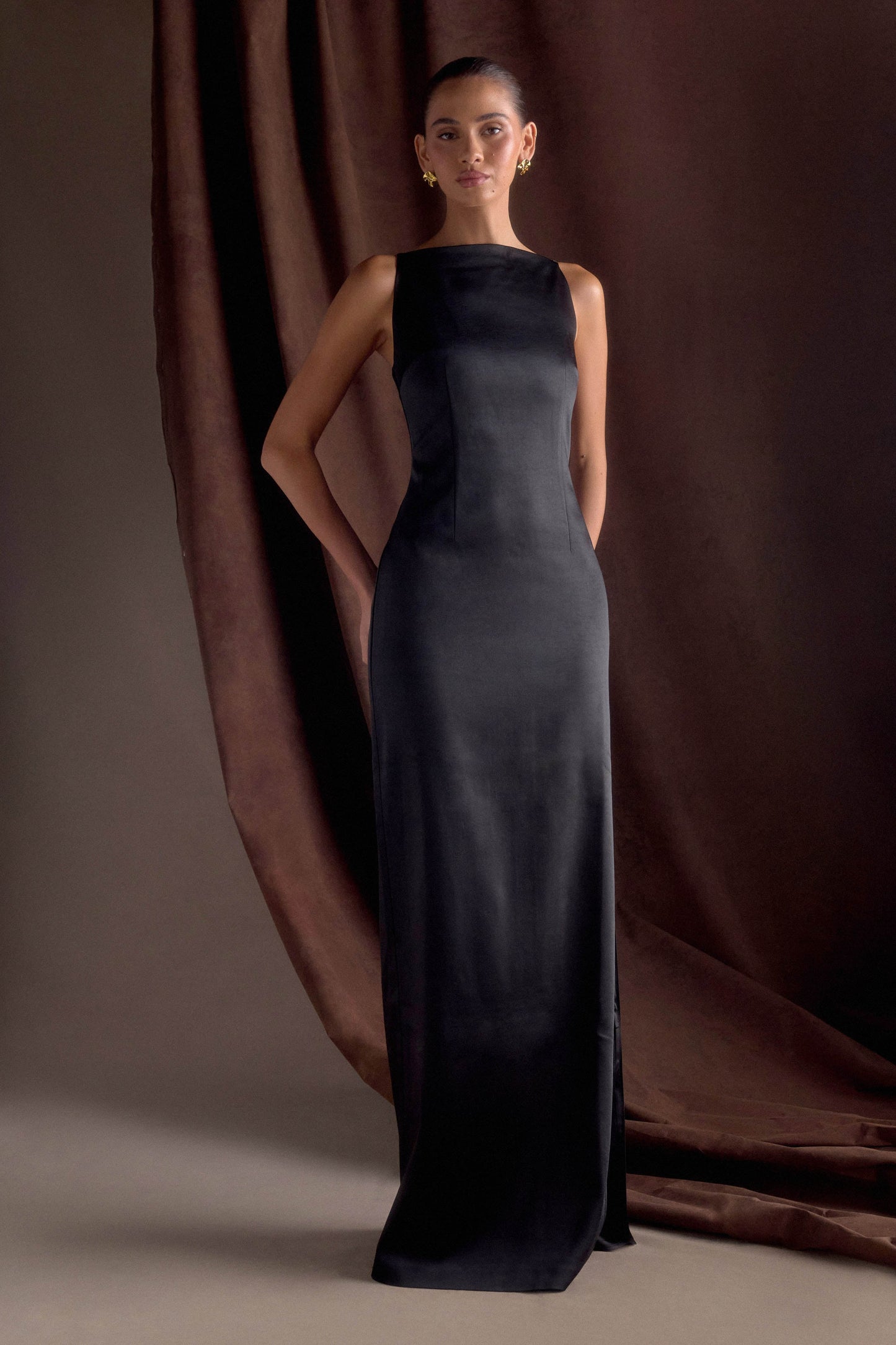 Violet Robe Maxi en Satin Sans Manches - Noir