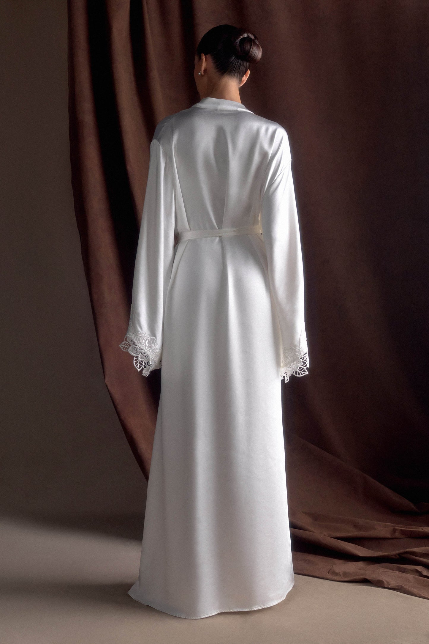 Manteau de mariée en satin Sullivan avec dentelle - Ivoire