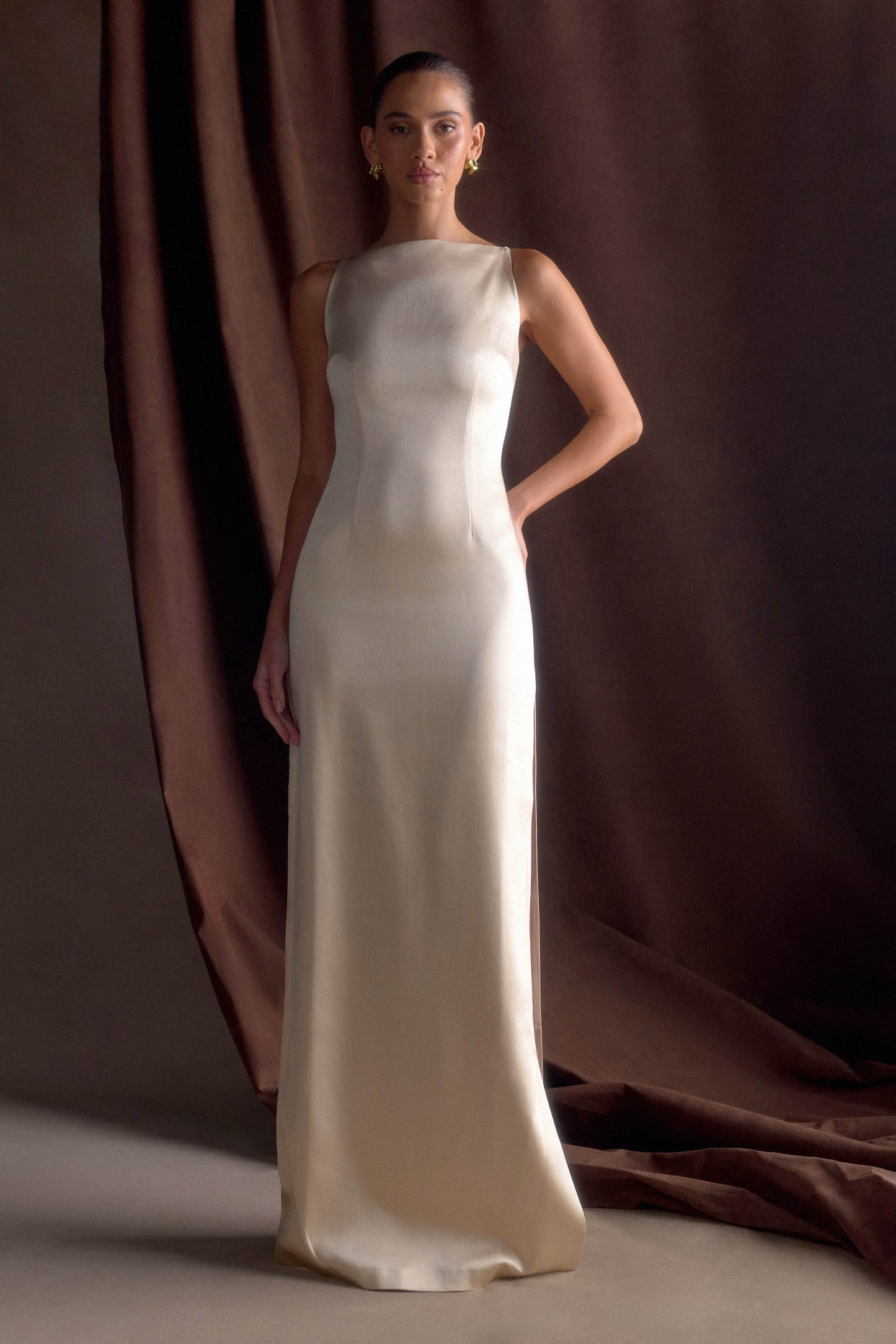 Robe Maxi en Satin Violet Sans Manches - Or Poudré