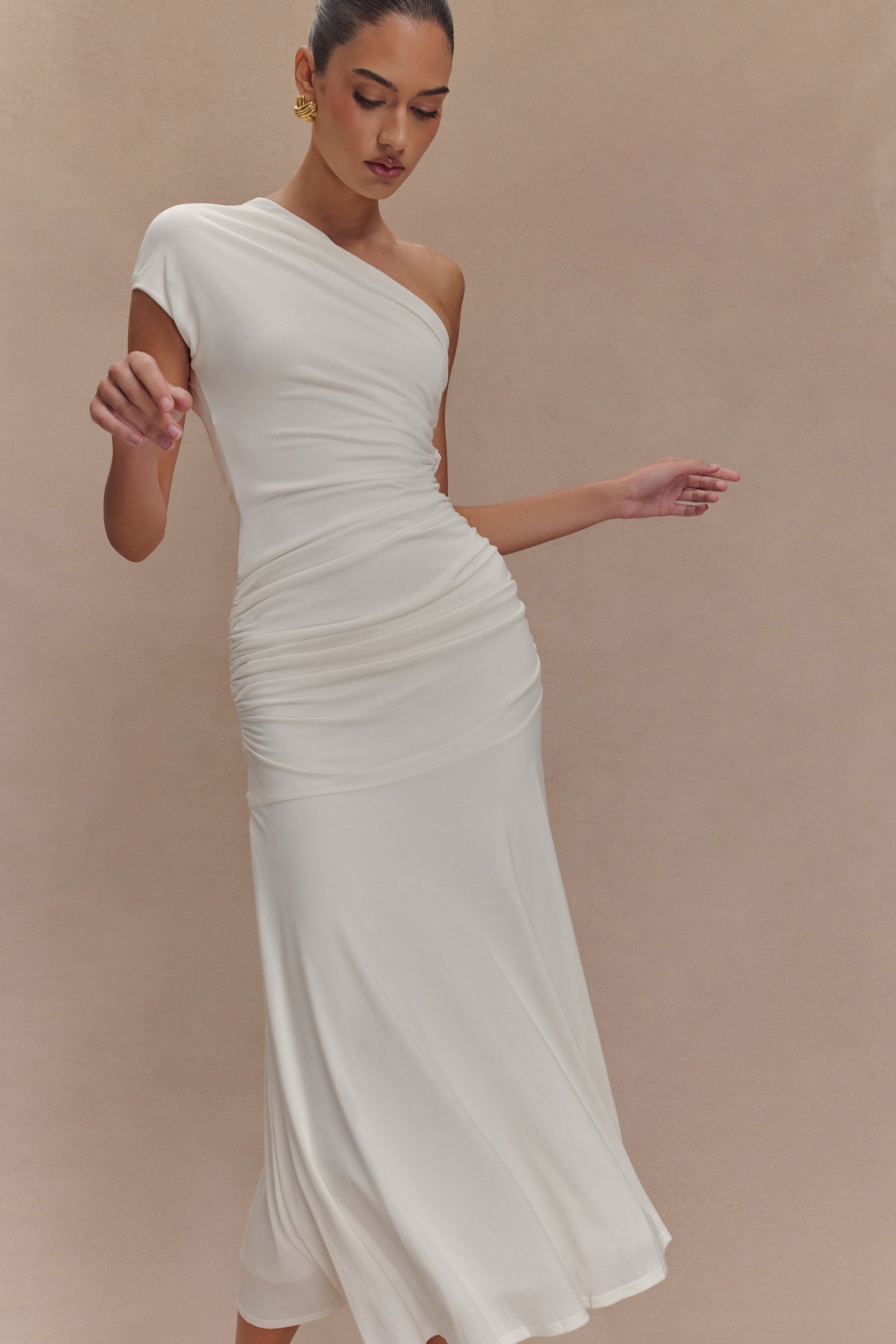 Robe midi asymétrique en jersey pêche de Chloe - Ivoire