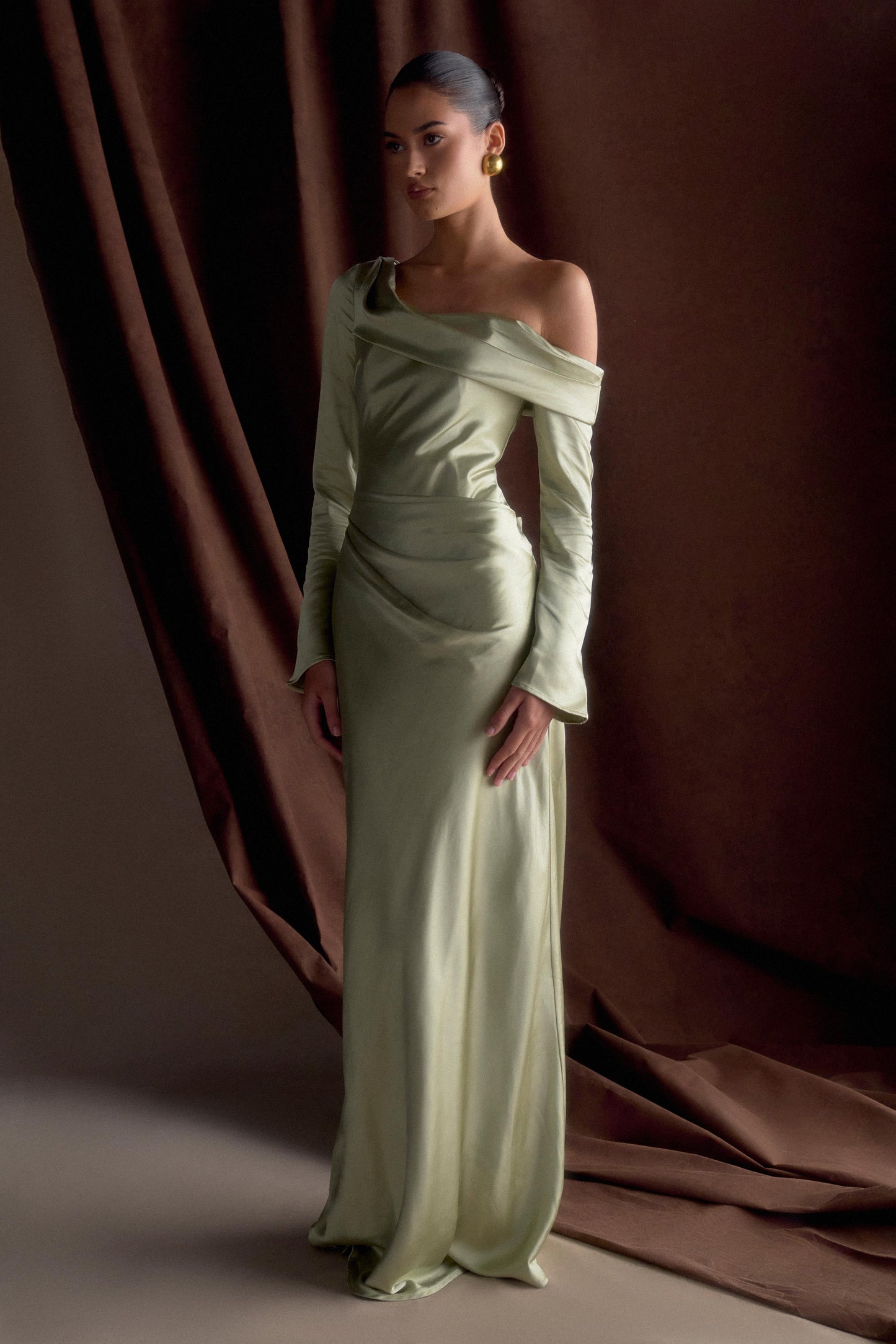 Iris Robe Maxi Satin à Manches Longues - Sauge