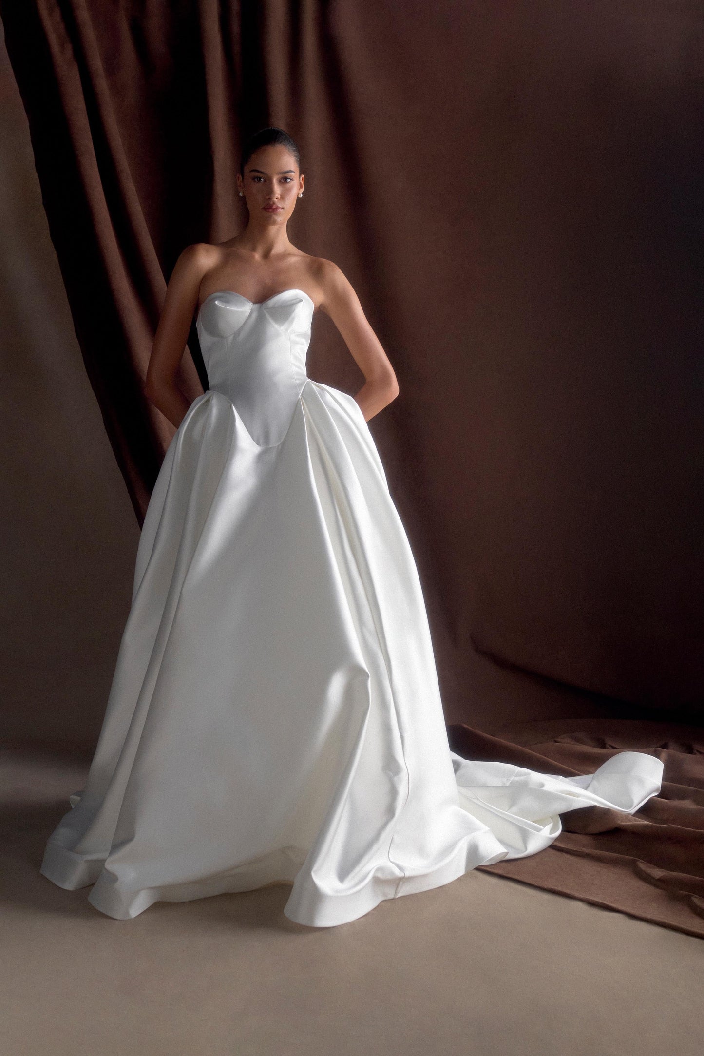 Robe Maxi Satin Sans Bretelles Delphine - Blanche