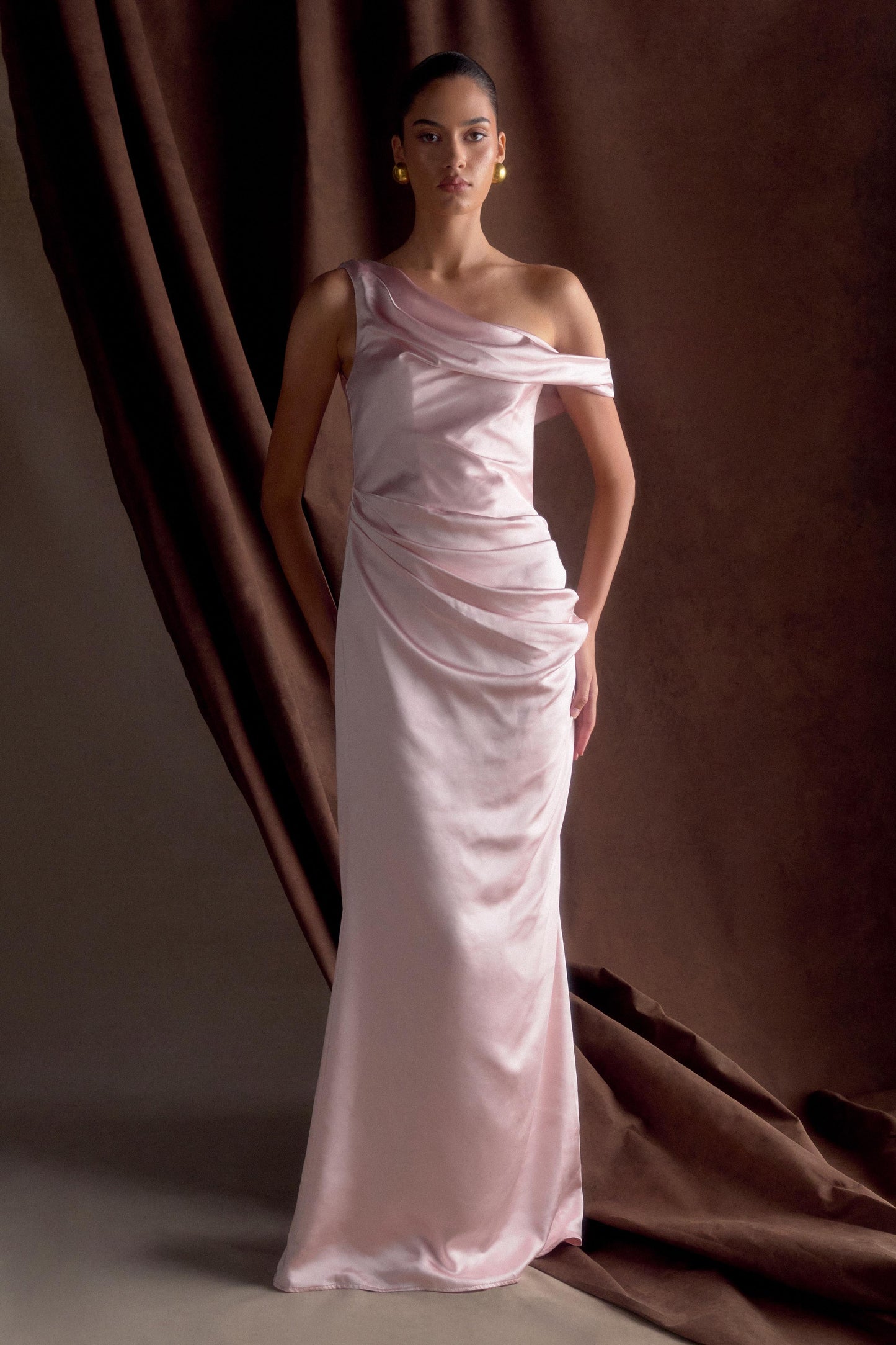 Robe Maxi en Satin Dalia à Manches Décolletées - Rose Poudré