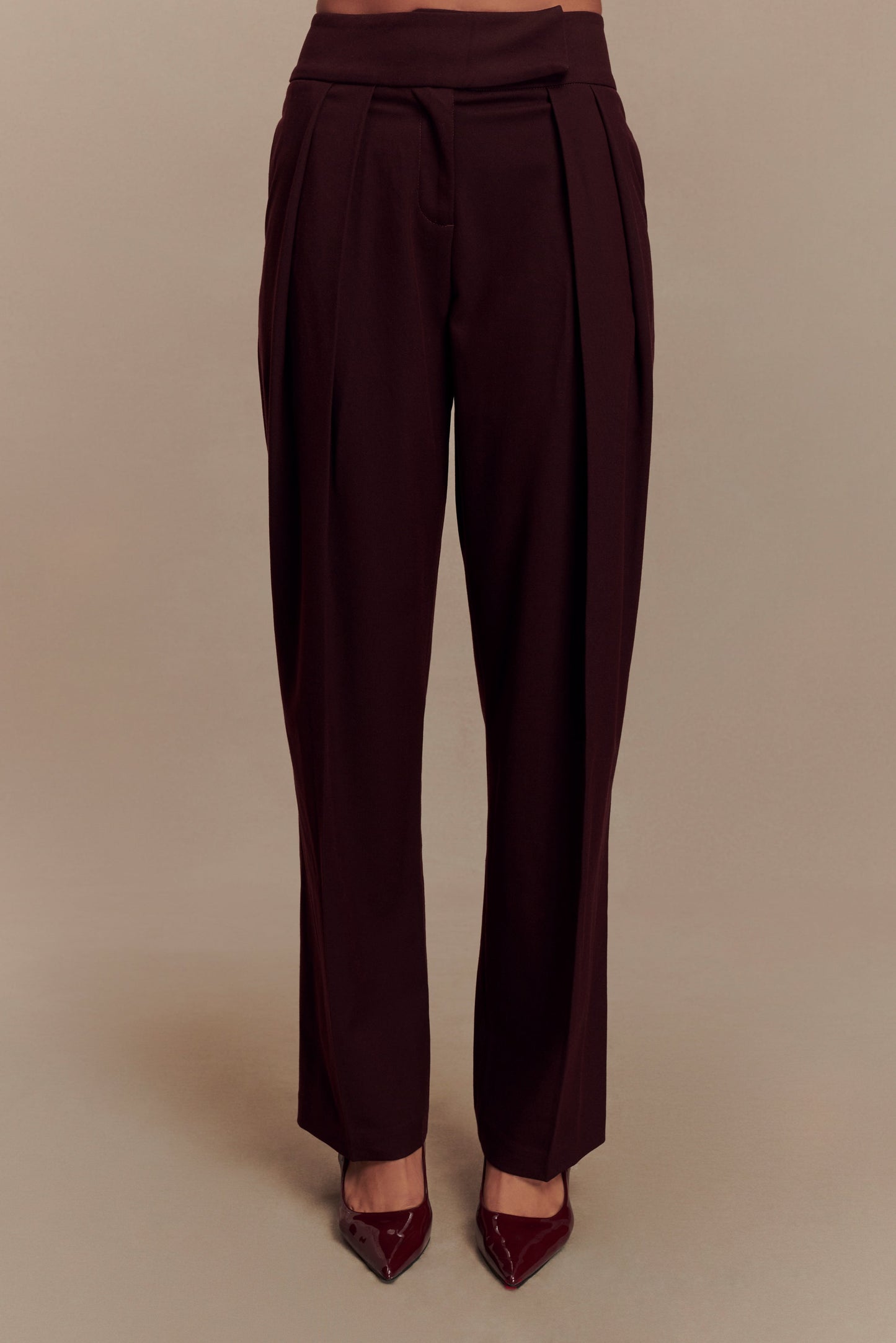 Pantalon à taille haute et plis Penelope - Brun-rouge