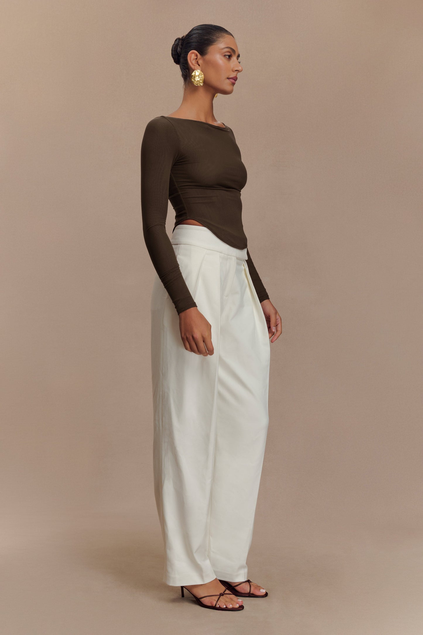 Colette Haut en Maille à Col Rond - Chocolat Noir