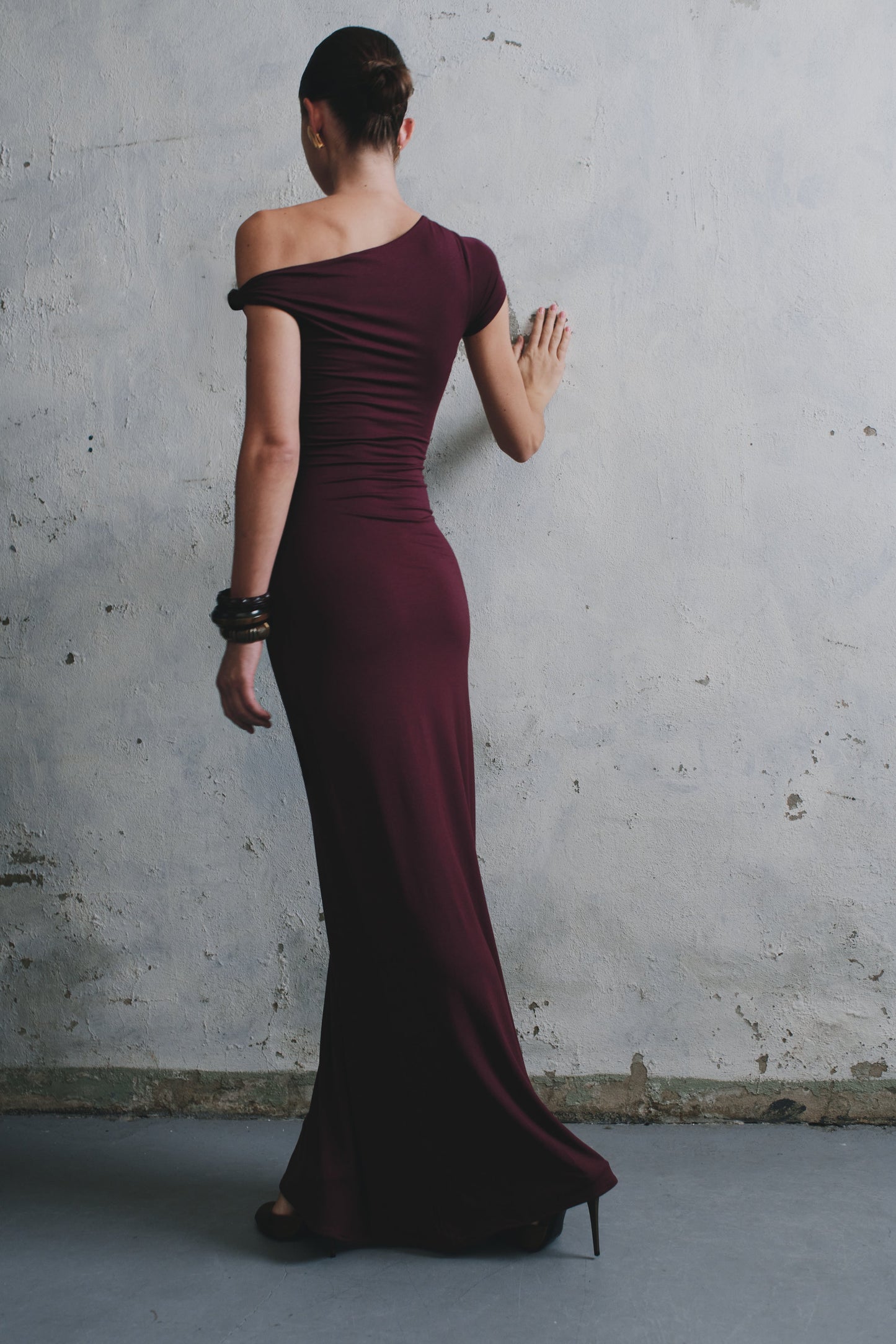 Robe Maxi Tamsin en Modal à Manches Courtes - Brun-Rouge