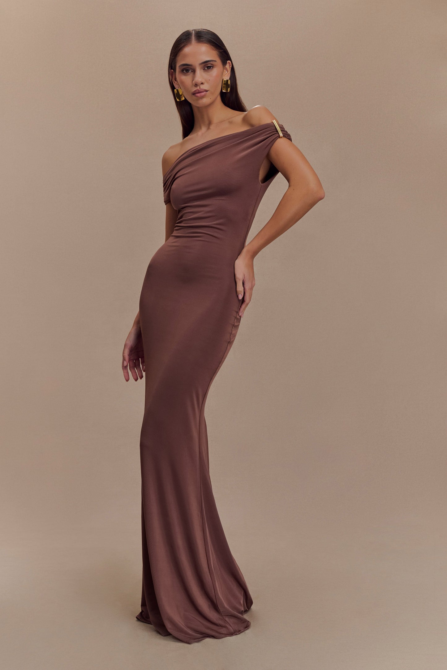 Robe Maxi Kinsley Slinky avec Fentes - Chocolat