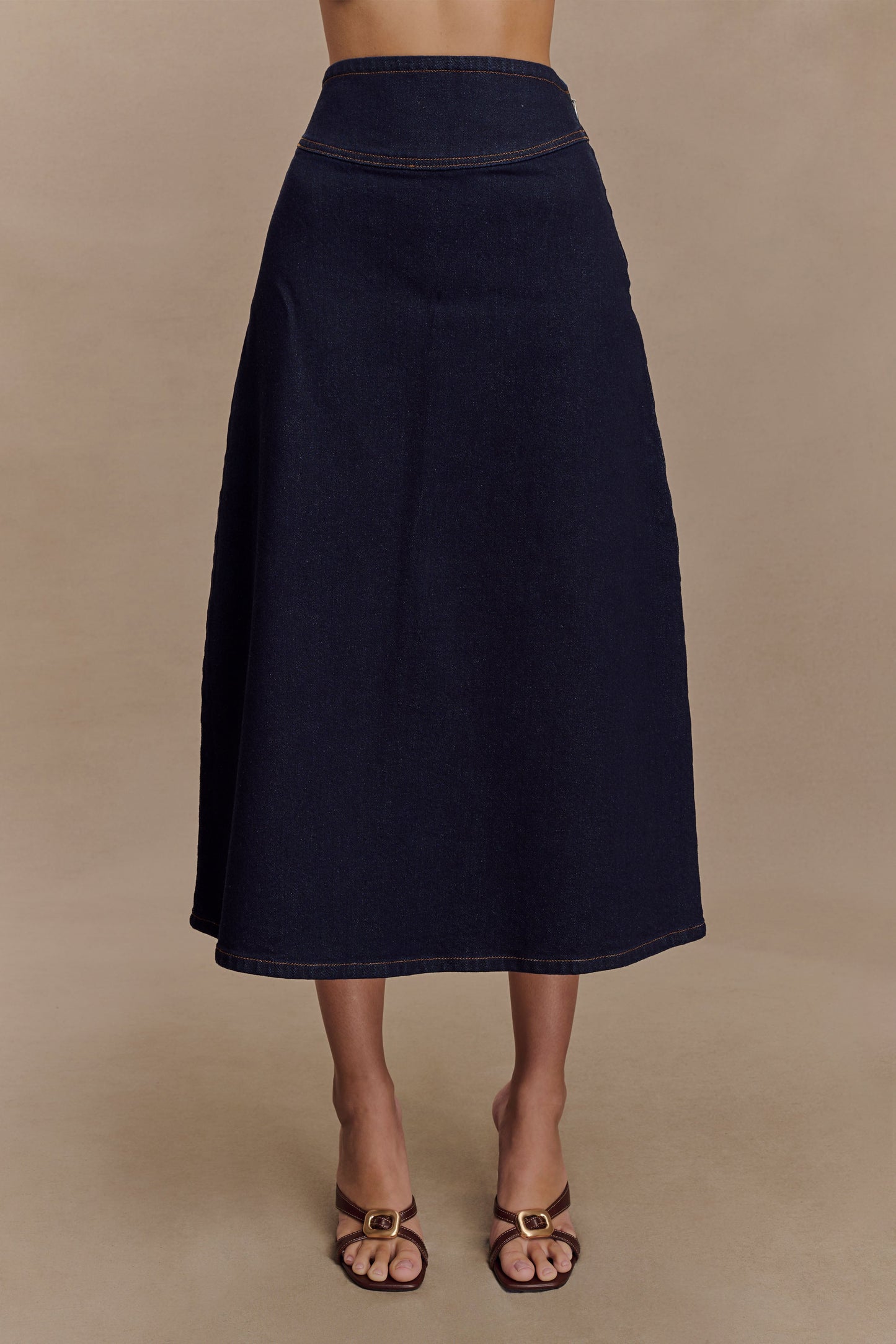 Jupe mi-longue trapèze en jean Cecilia - Bleu indigo