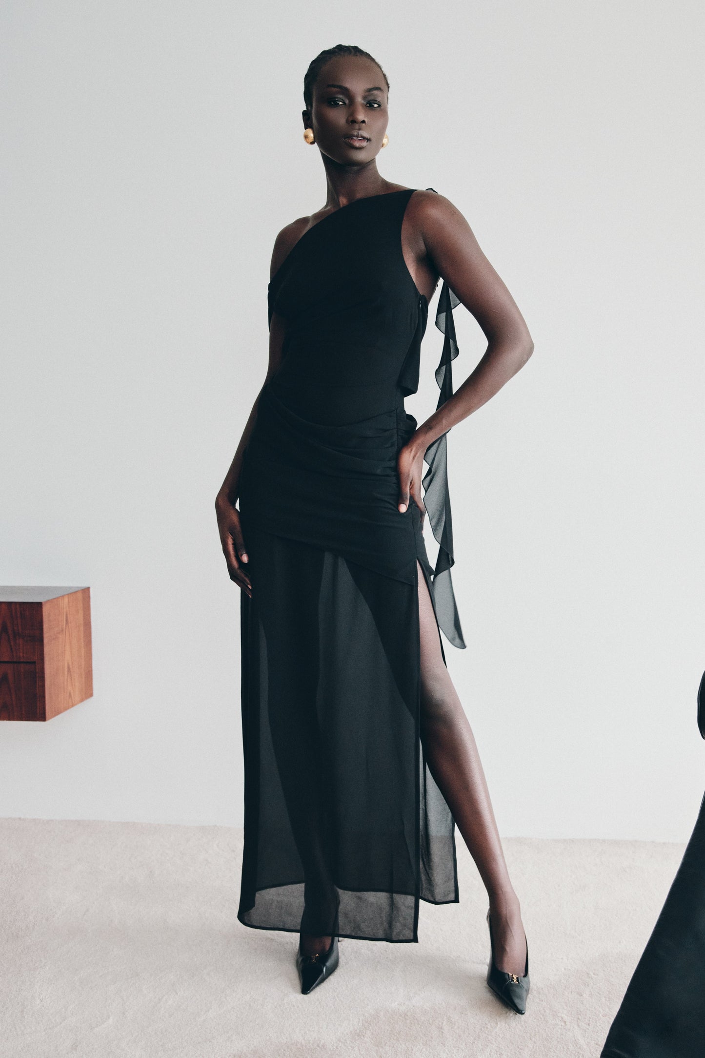 Robe Maxi en Chiffon Drapée Daria - Noire