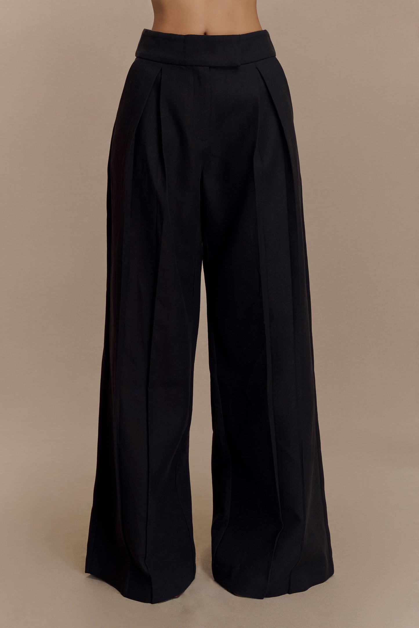 Pantalon en lin à jambes larges et taille mi-hauteur Raya - Noir