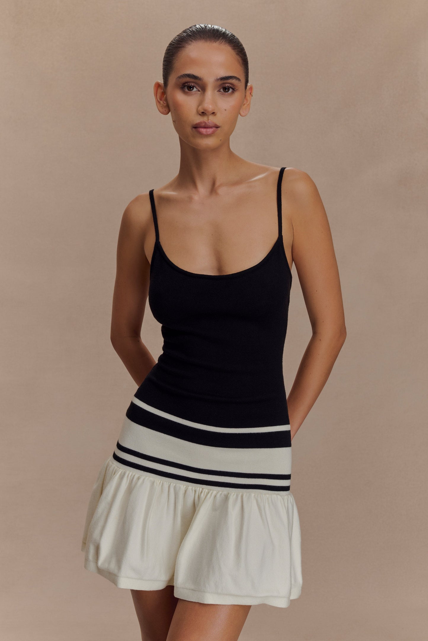 Robe mini en tricot contrasté Ellison - Noir/Blanc