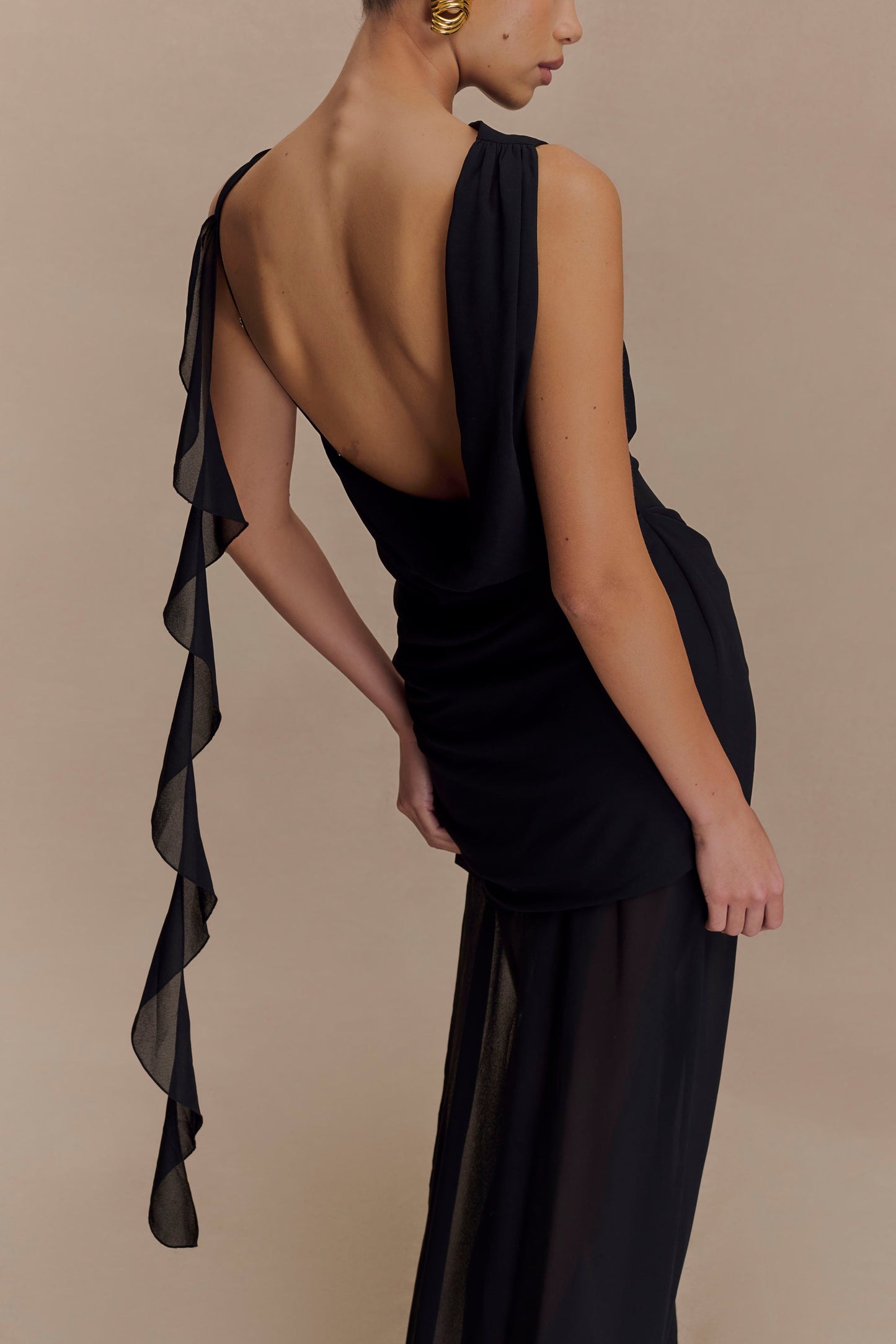 Robe Maxi en Chiffon Drapée Daria - Noire