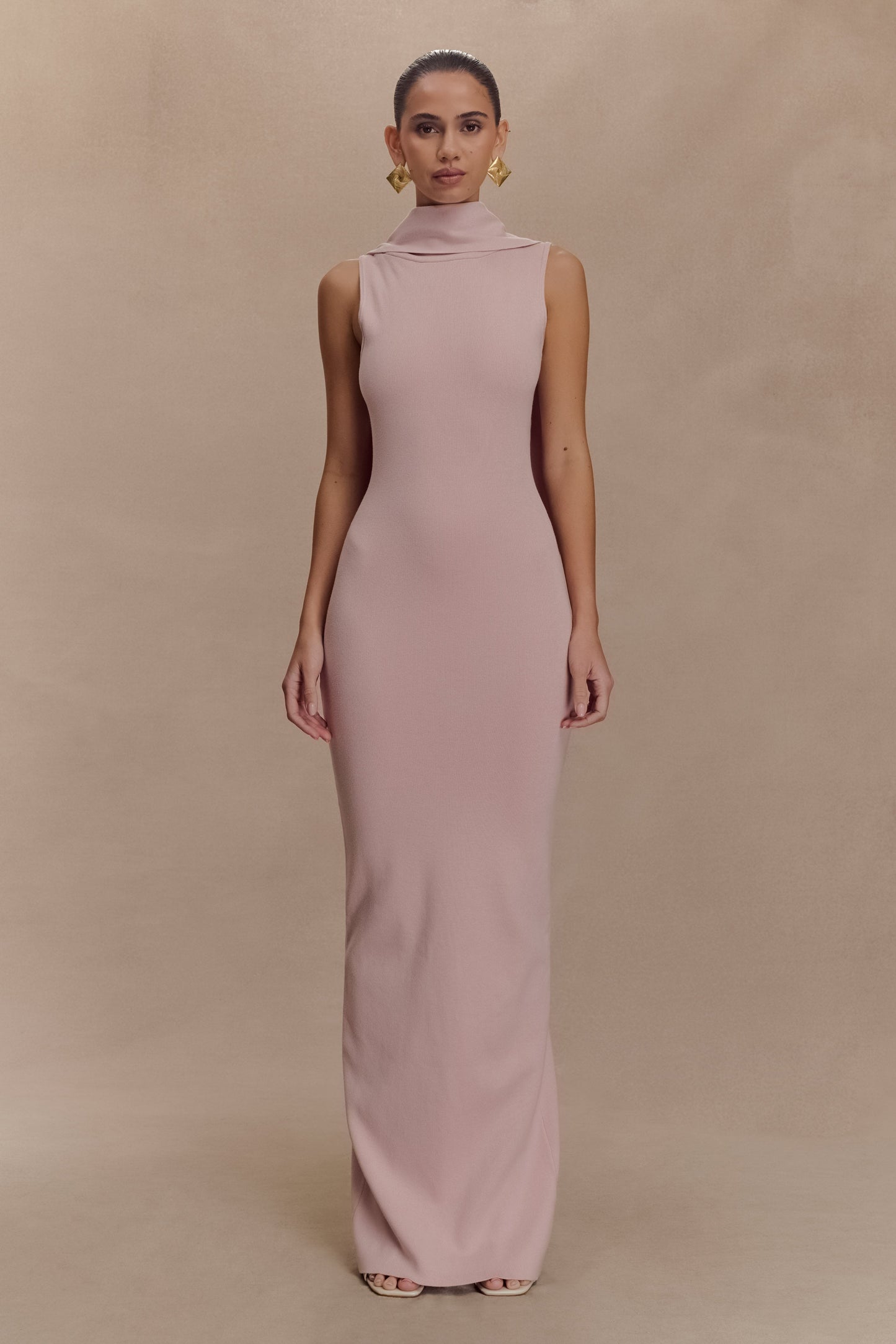 Robe Maxi en Tricot Darby avec Écharpe - Rose Pâle