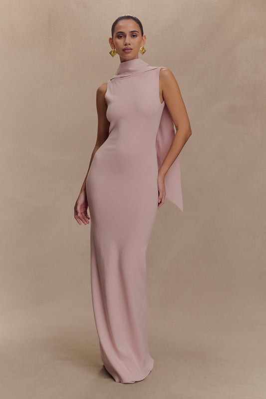 Robe Maxi en Tricot Darby avec Écharpe - Rose Pâle
