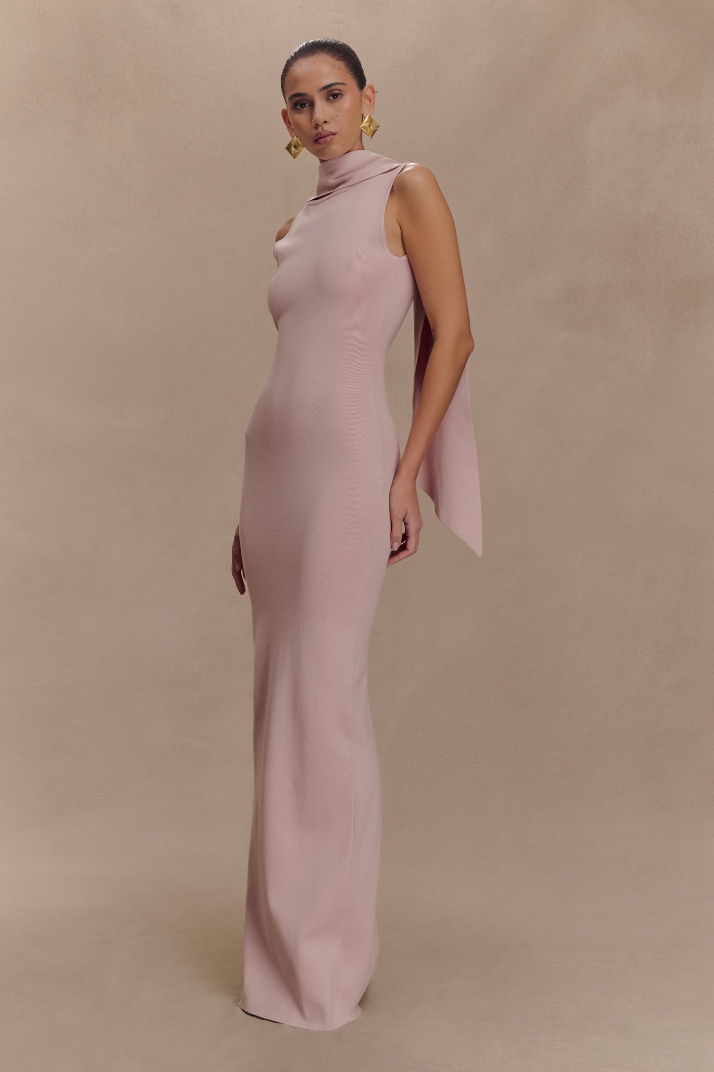 Robe Maxi en Tricot Darby avec Écharpe - Rose Pâle
