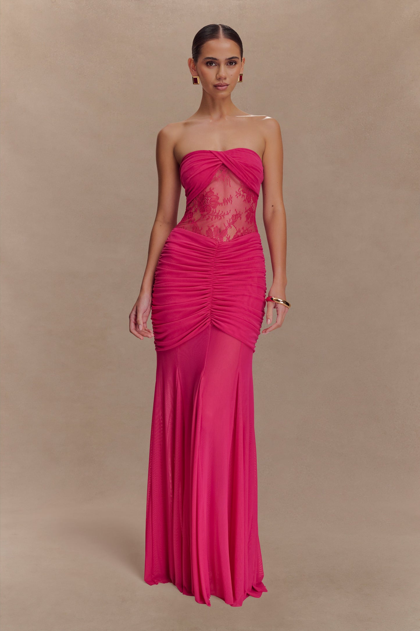 Robe Maxi en Dentelle et Maille Khadijah - Dragonfruit
