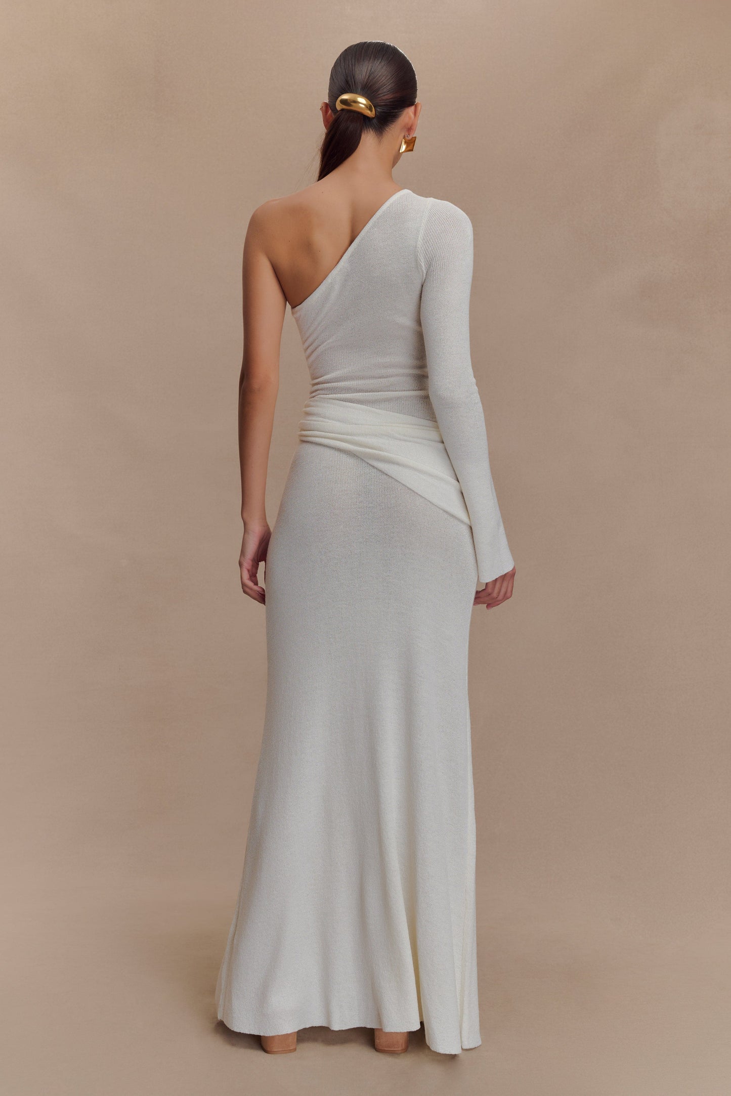 Robe Maxi Tricotée à Une Épaule Alexius - Ivoire