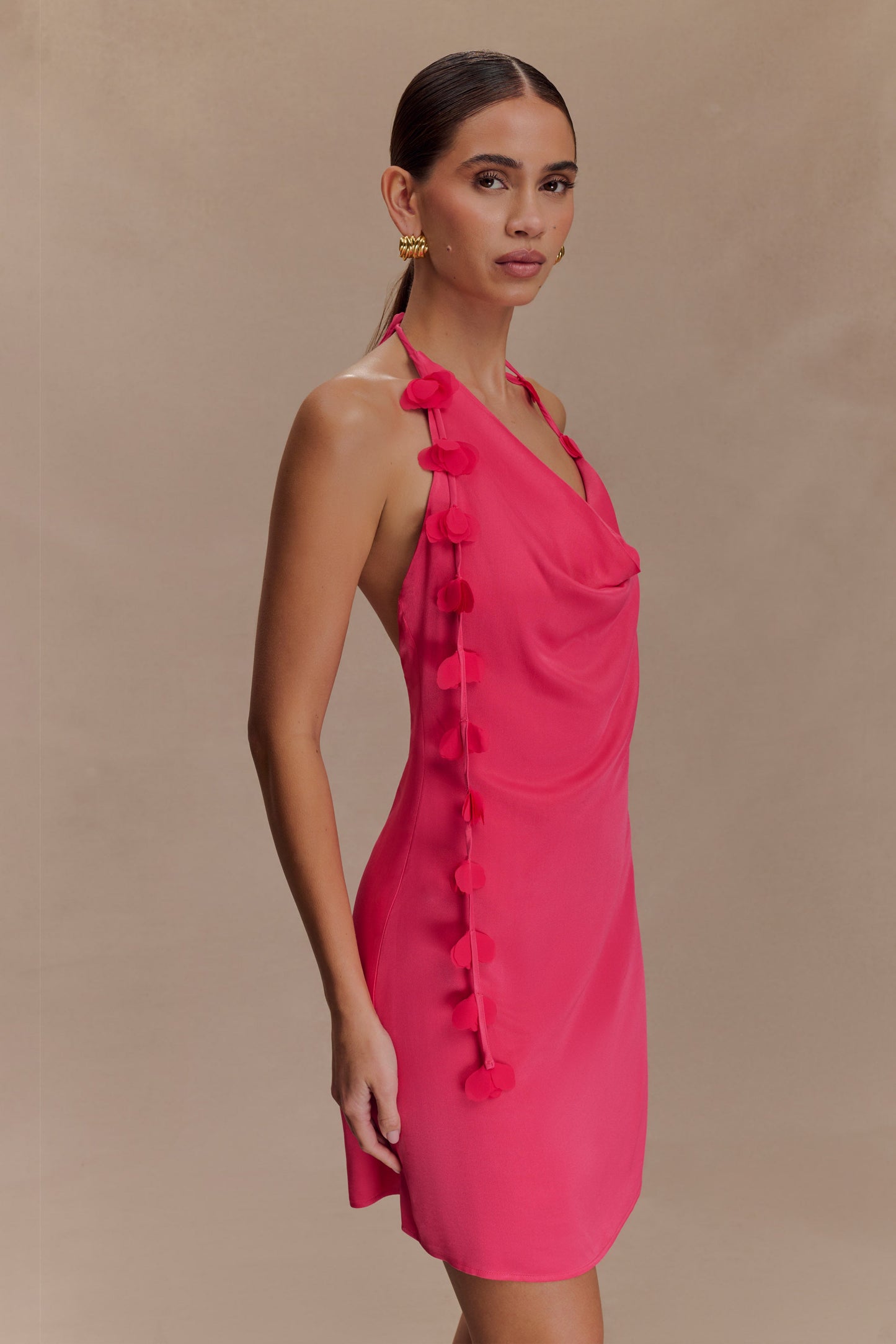 Mini-robe en satin à motifs floraux Gwenda - Dragonfruit