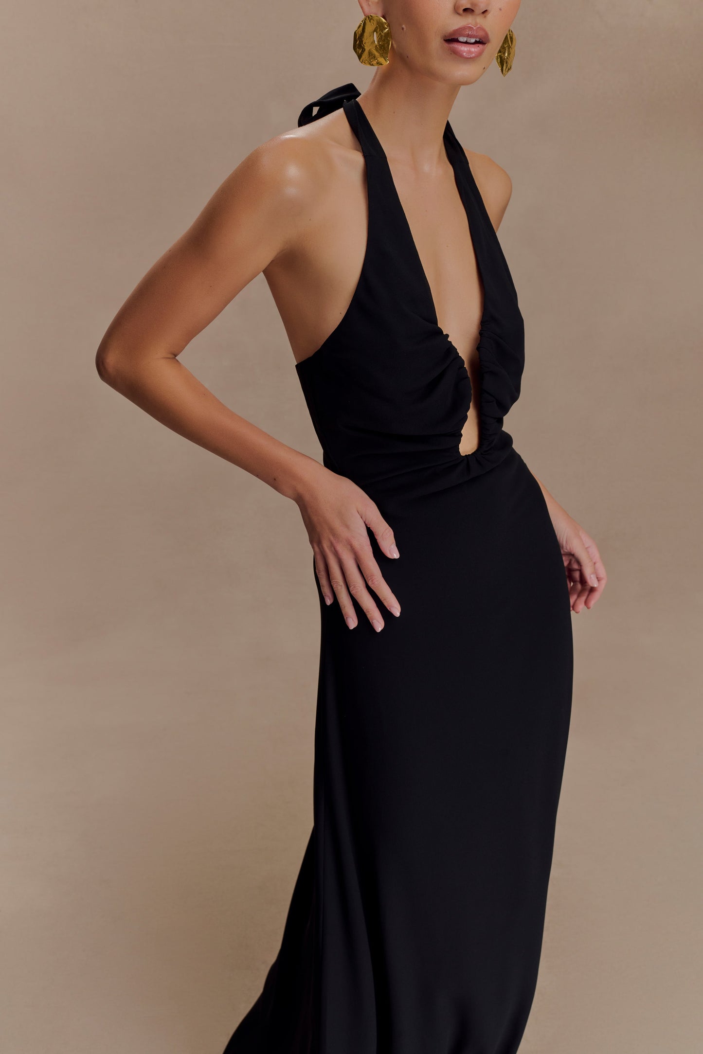 Robe Maxi Malakhai en Chiffon avec Décolleté Halter - Noir