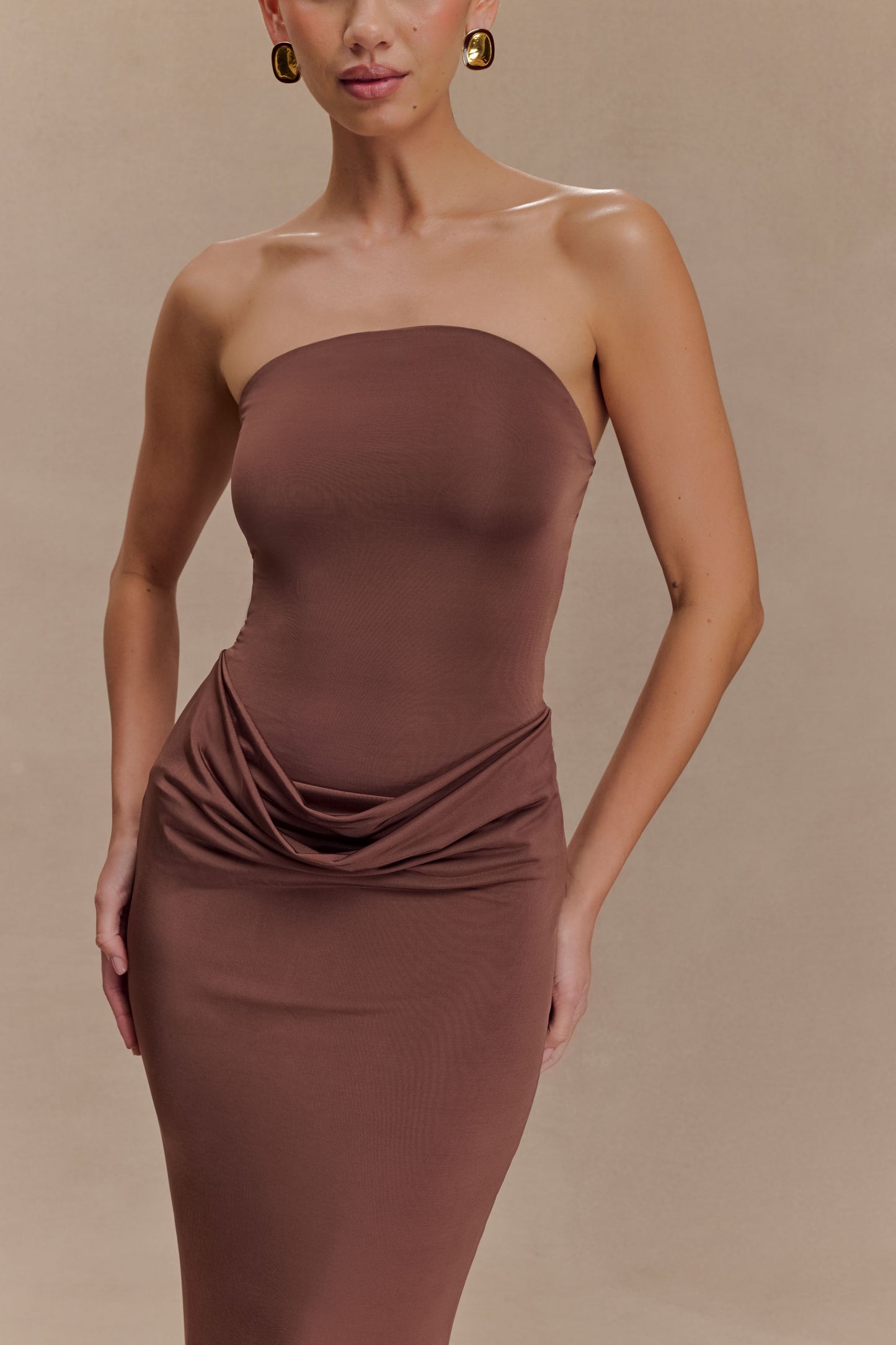 Robe Maxi Slinky sans Bretelles Madison - Chocolat