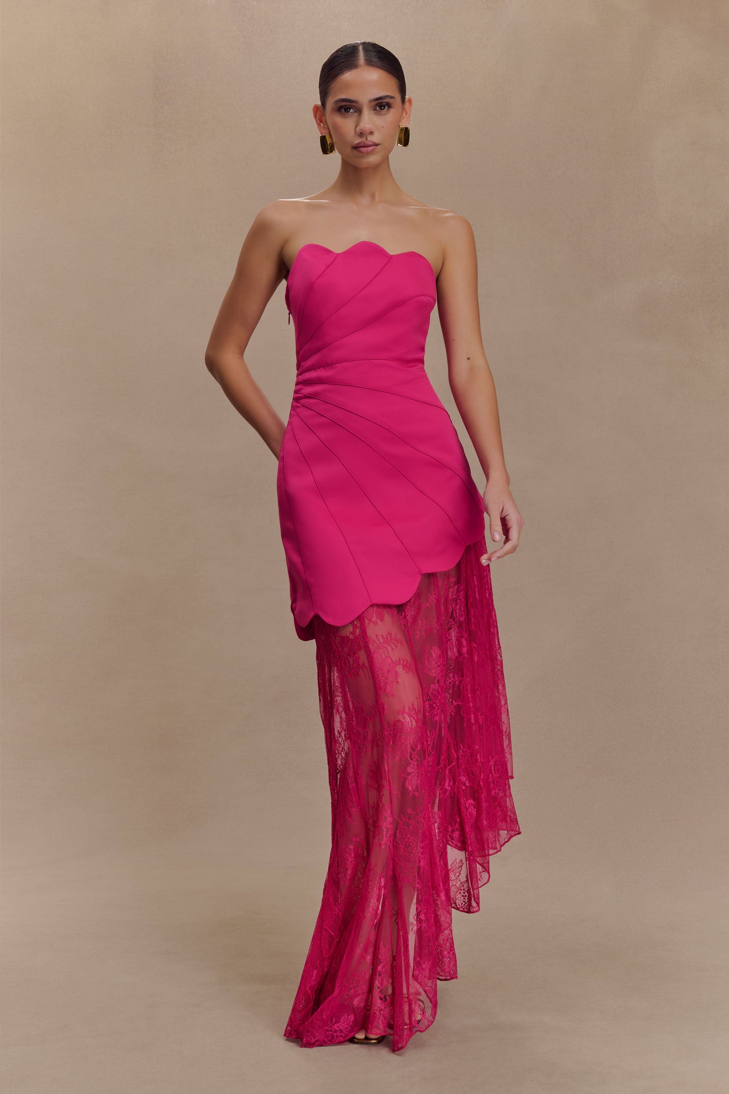 Robe Maxi en Satin et Dentelle Aleena - Dragonfruit