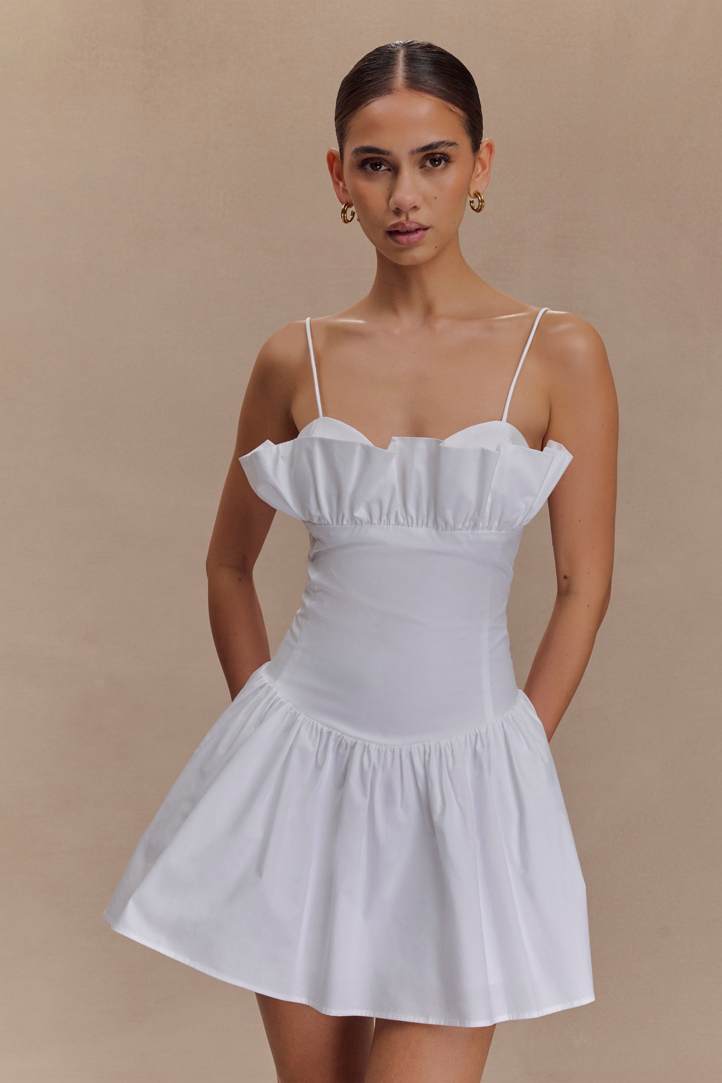 Robe mini en coton à volants Janis - Blanche