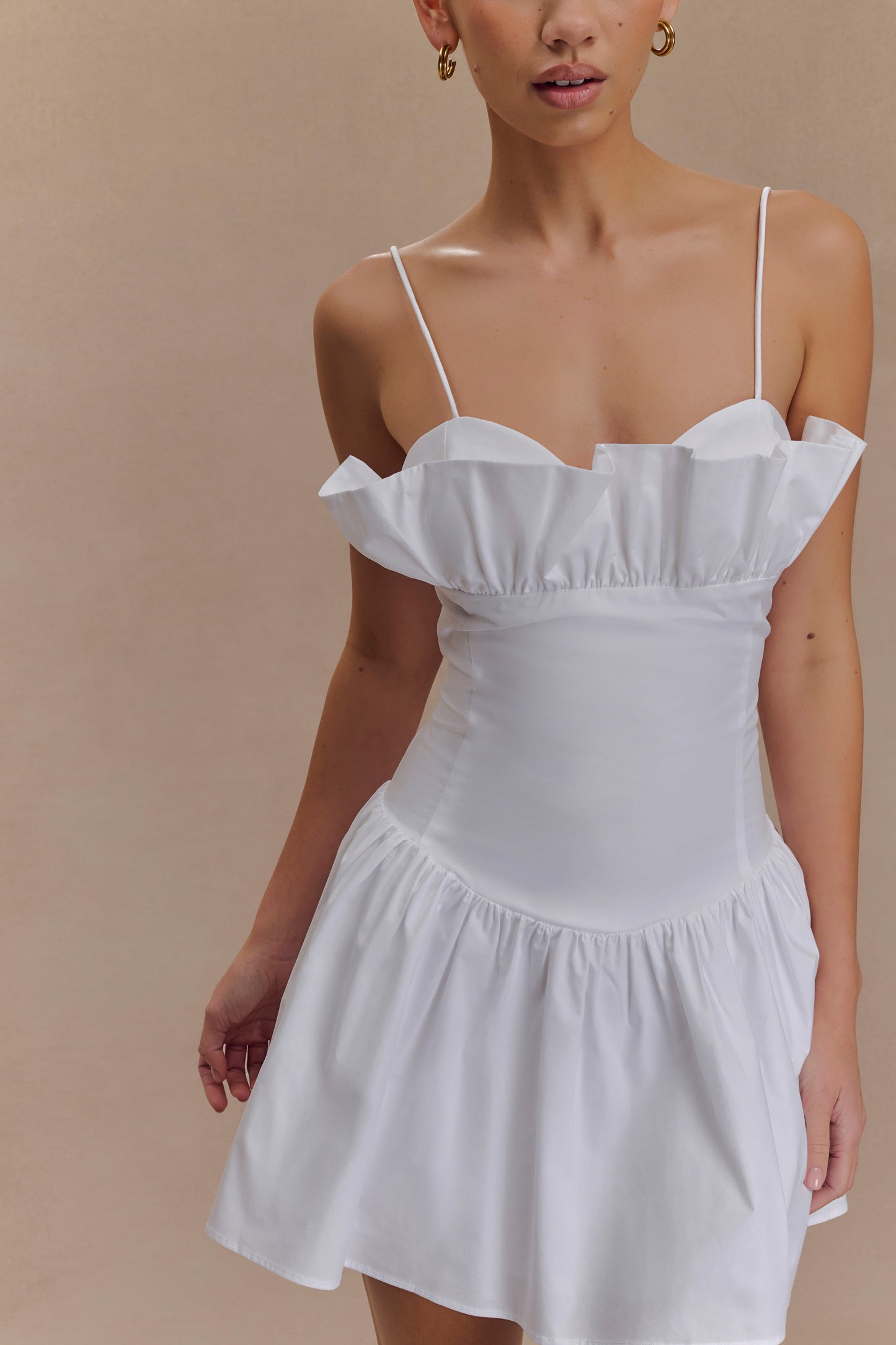 Robe mini en coton à volants Janis - Blanche
