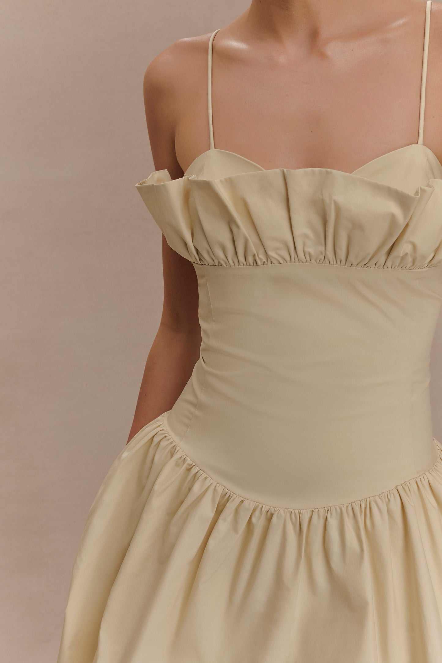 Mini-robe en coton à volants Janis - Nude