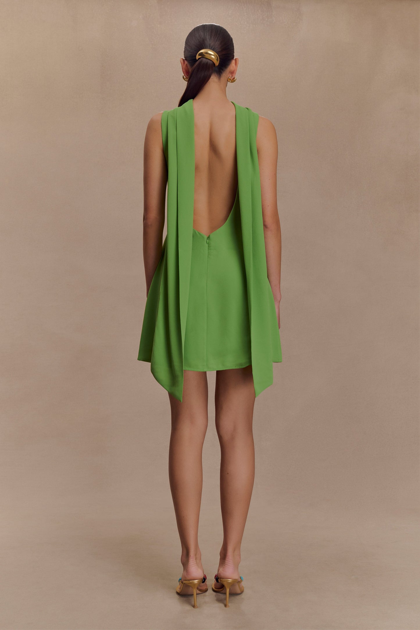 Robe mini drapée avec écharpe Wynter - Verte