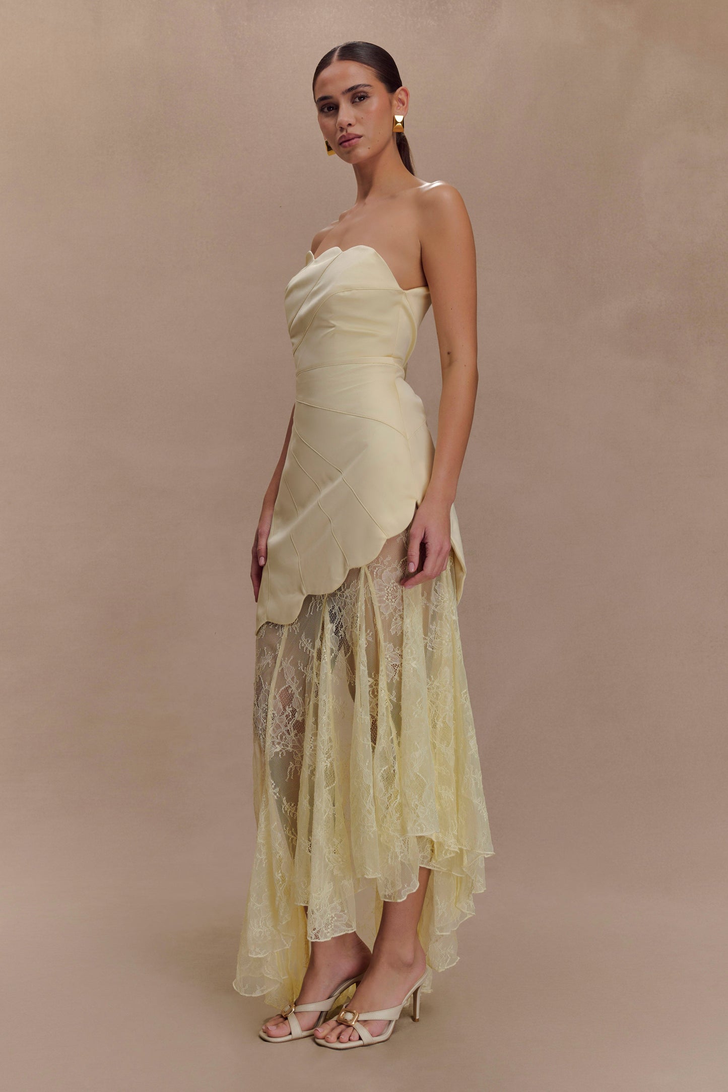 Robe Maxi en Satin et Dentelle Aleena - Citron