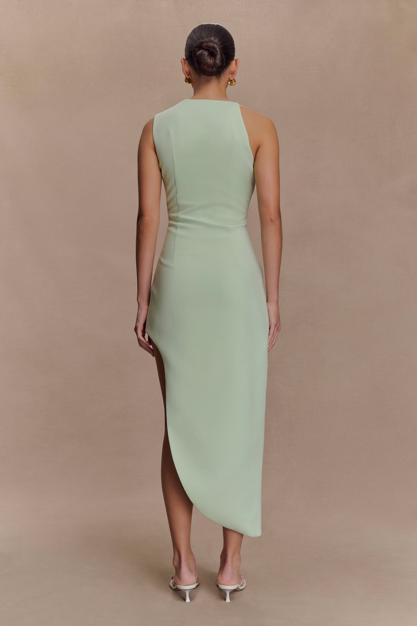 Robe midi brodée Virginia en tissu de costume - SAGE