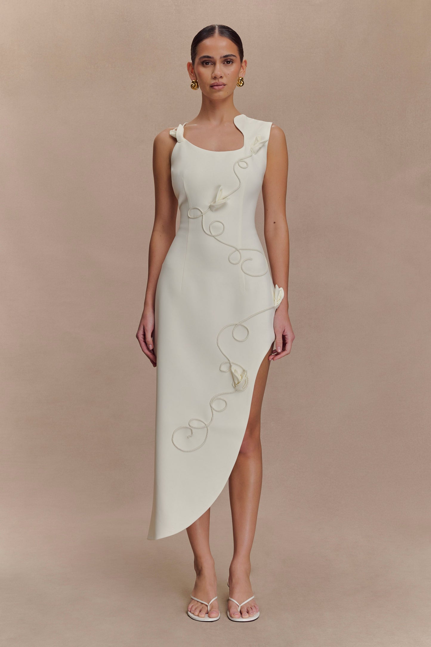 Robe midi brodée Virginia en tailleur - Blanc