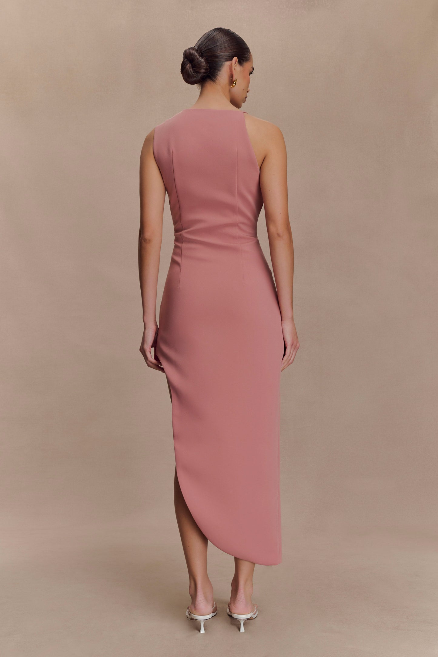 Robe midi brodée Virginia en tissu de costume - Rose brûlé