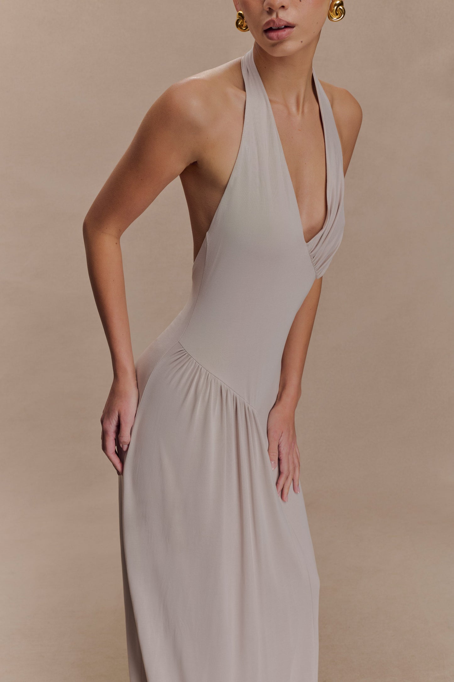 Jupe Maxi Halter à Volants Yelena - Taupe