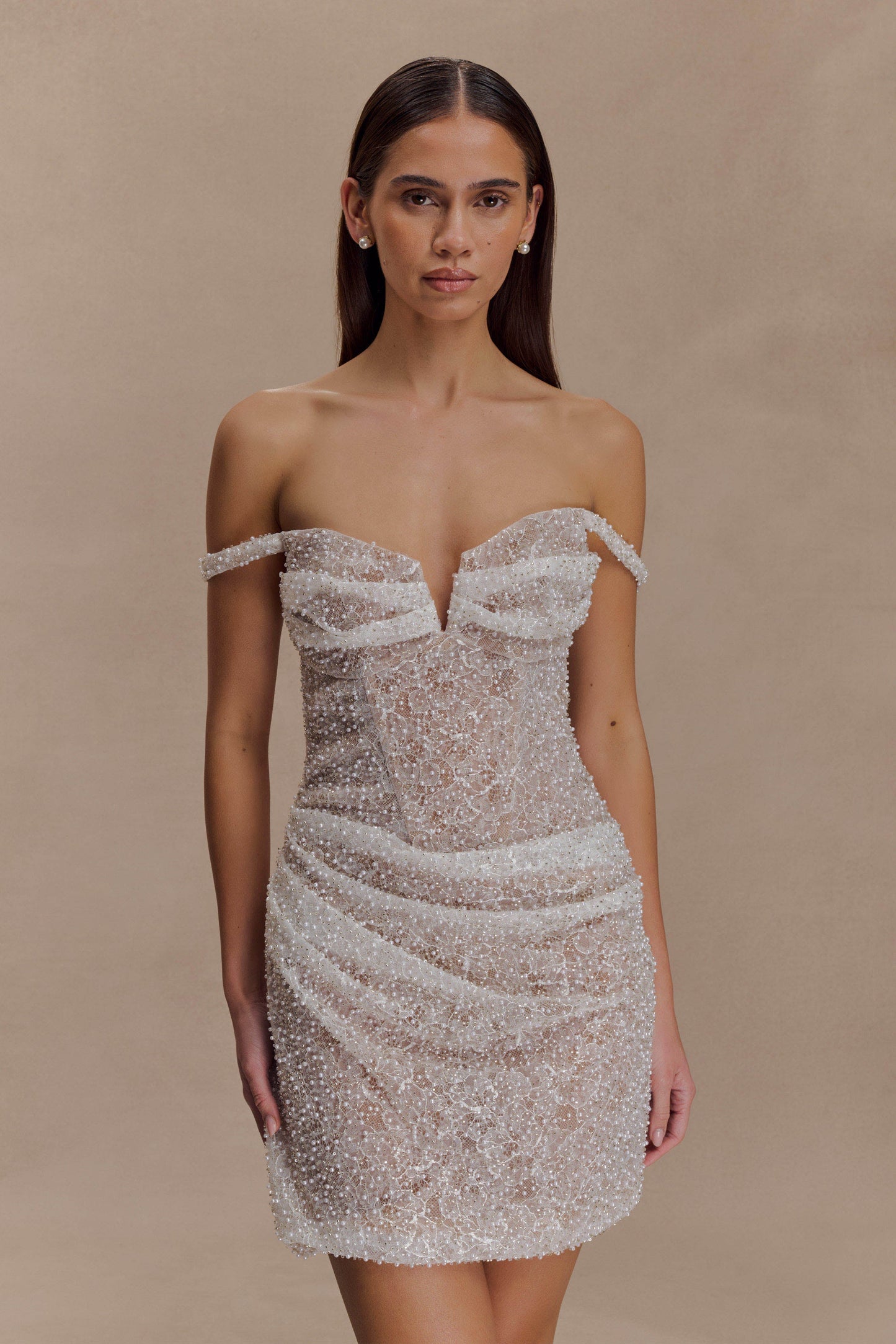 Mini-robe moulante Connie à paillettes - Nude