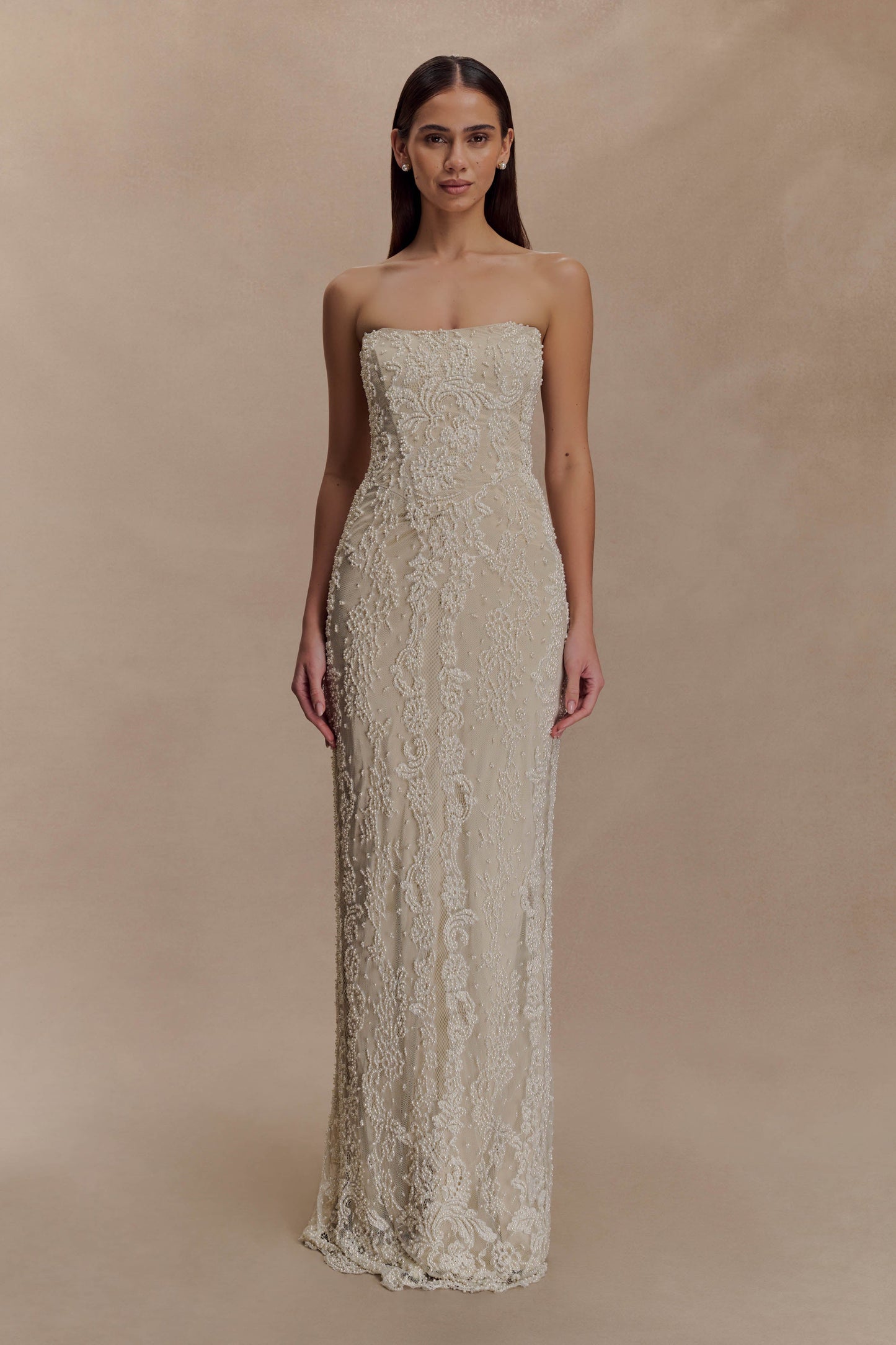 Robe Maxi Eva en Dentelle et Perles Brodées à la Main - Blanche