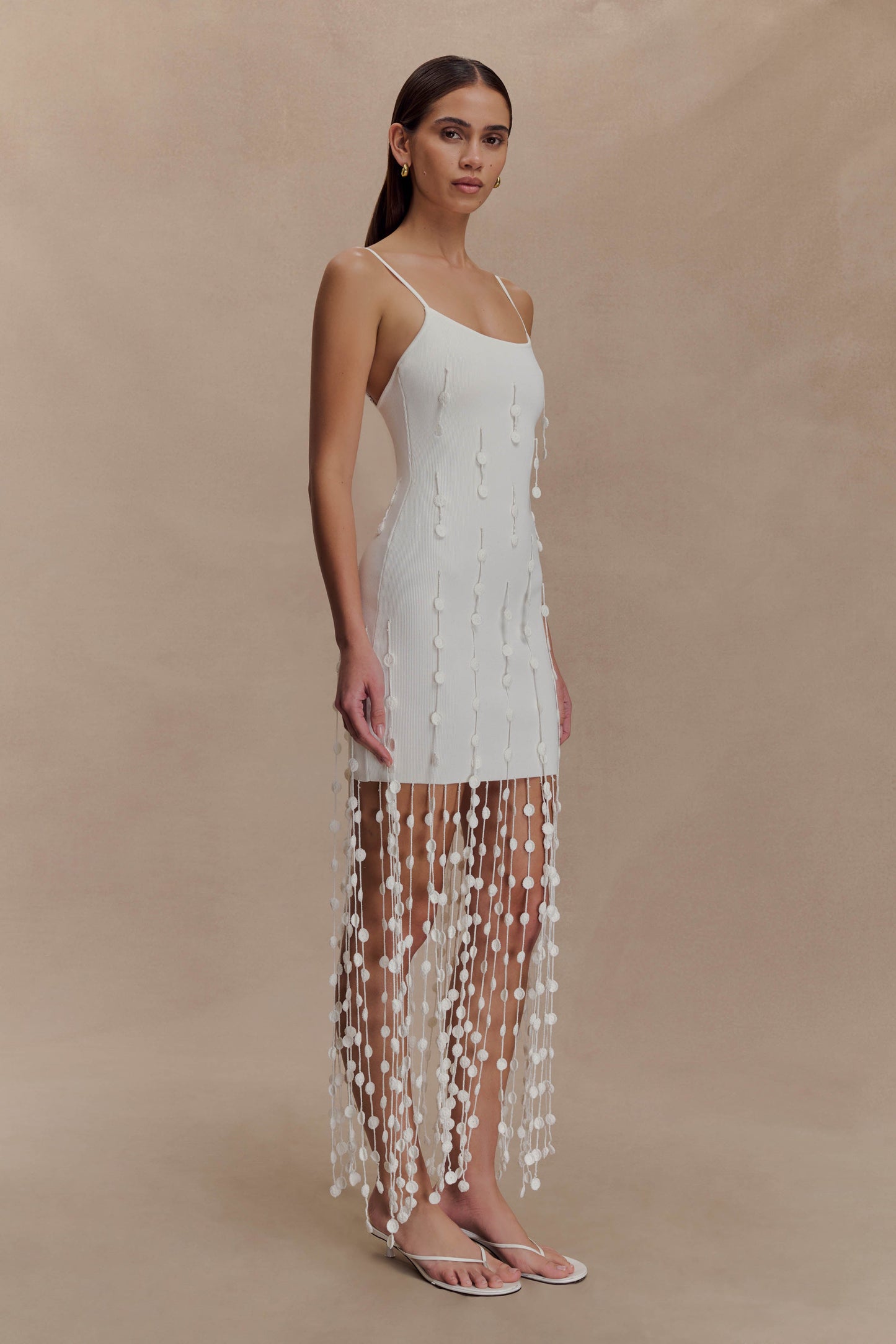 Robe mini fleur en tricot à la main Tove - Blanc