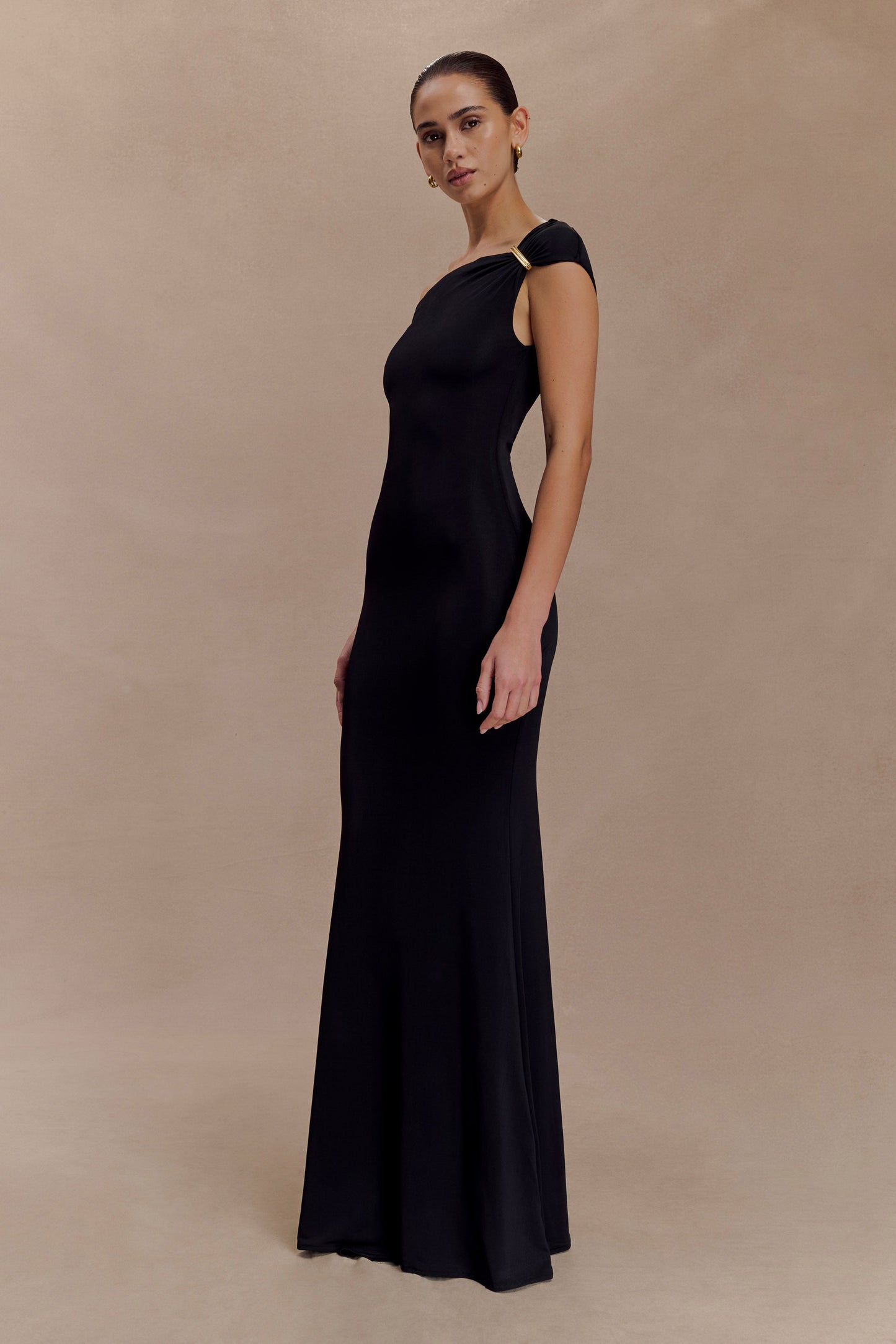 Robe Maxi Kinsley Slinky avec accessoires - Noir