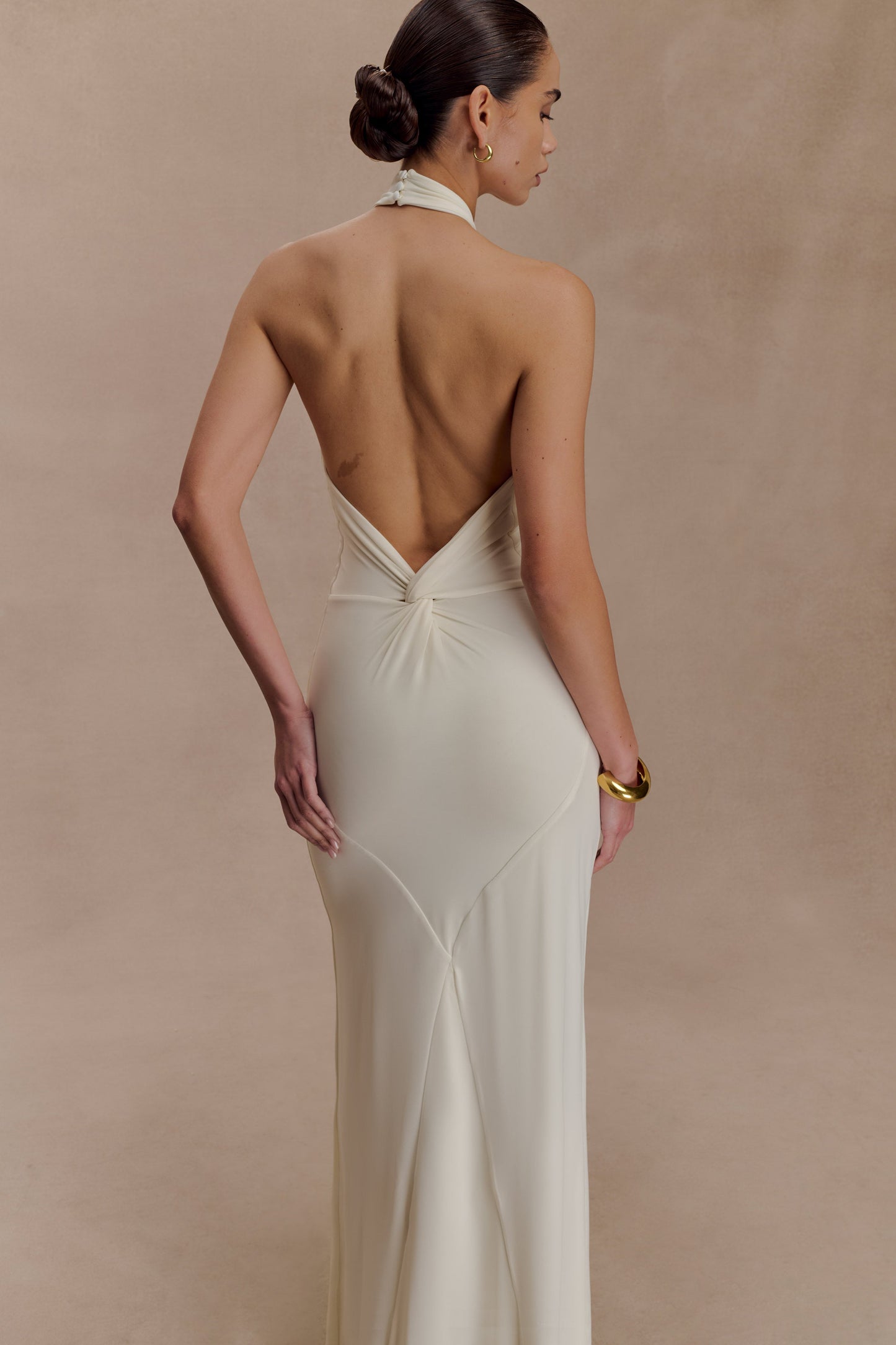 Robe Maxi Halter Élyna à Volants - Ivoire