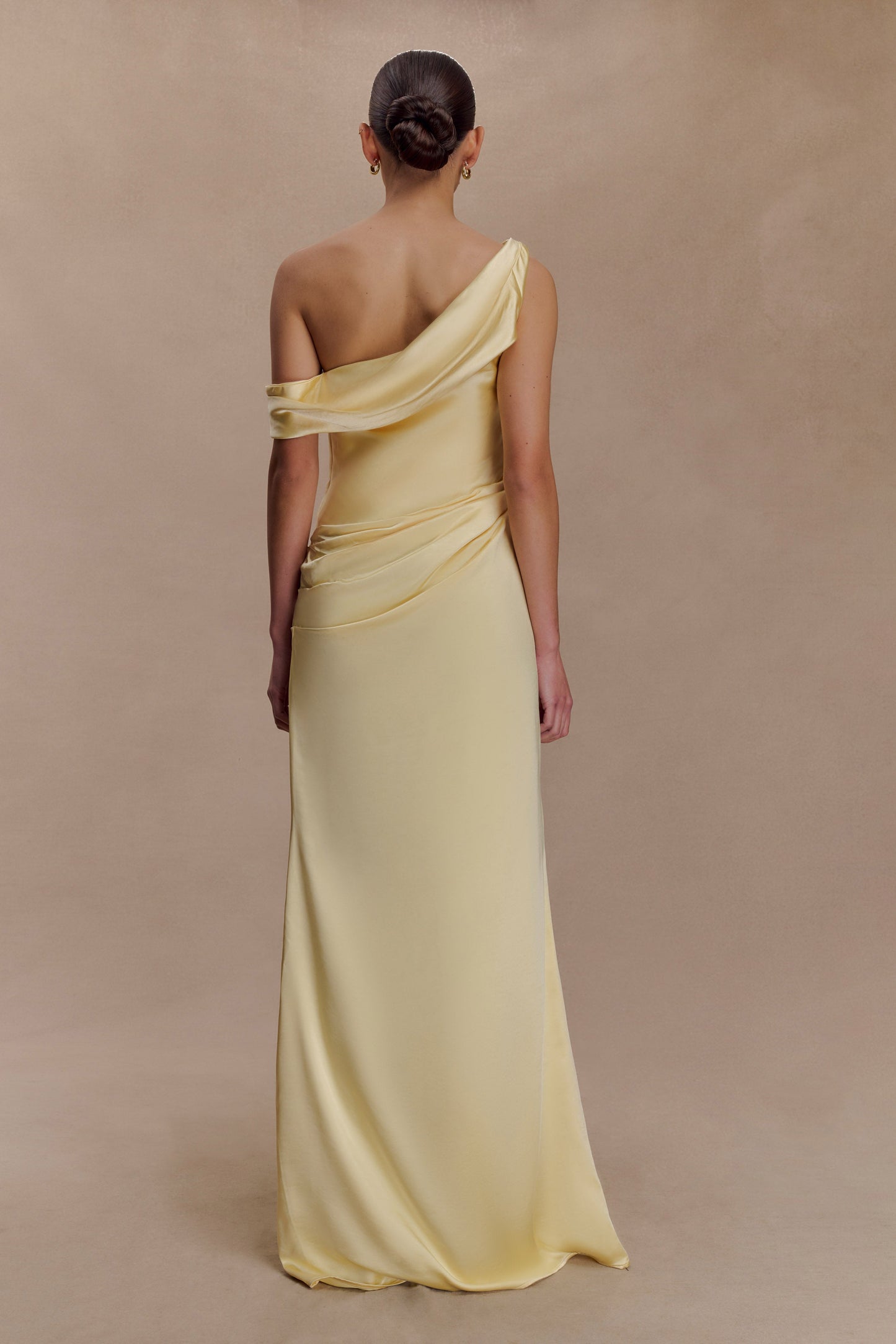 Robe Maxi en Satin Dalia à Manches Décolletées - Citron