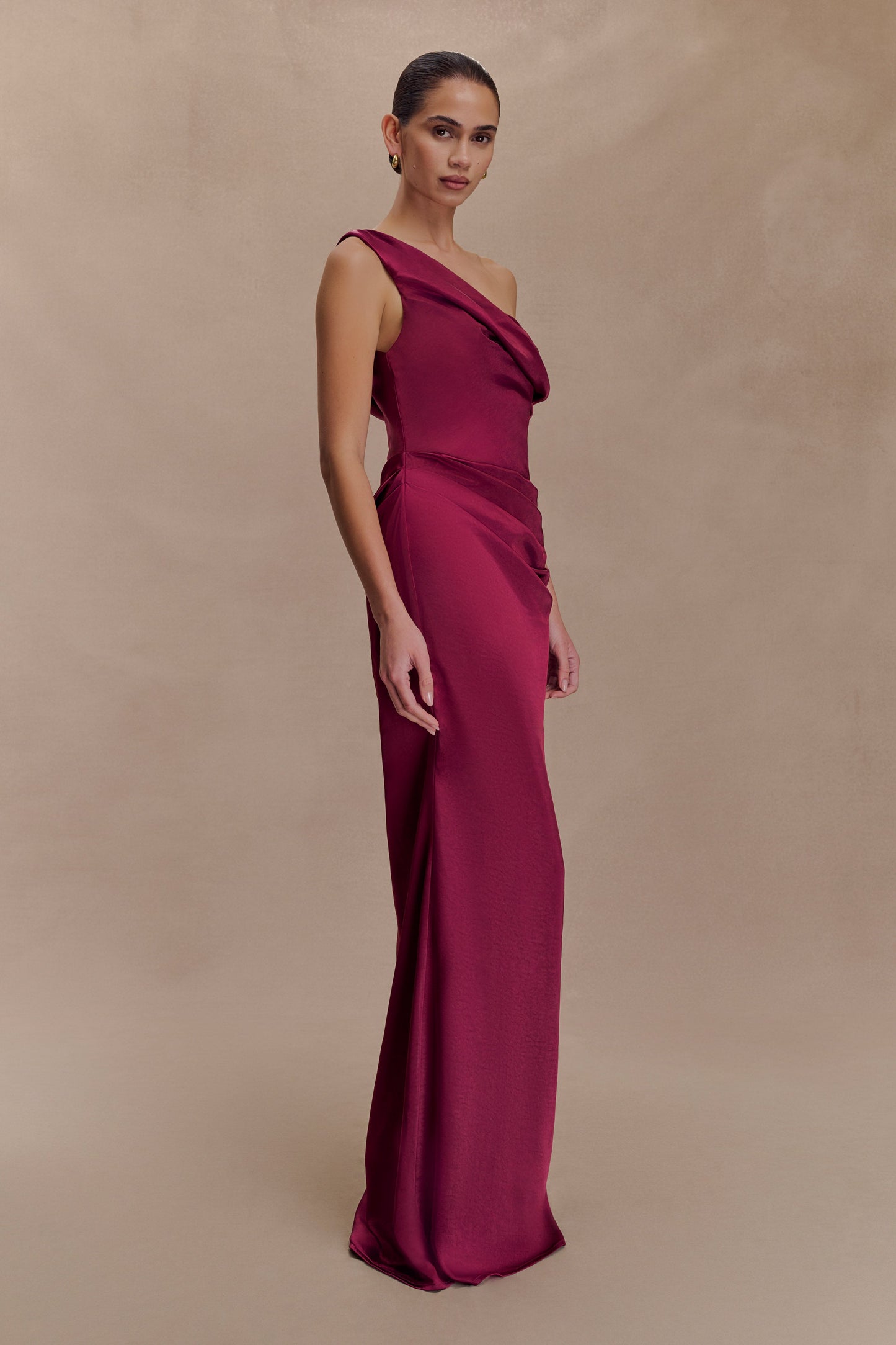 Robe Maxi en Satin Dalia à Manches Décolletées - Brun-Rouge