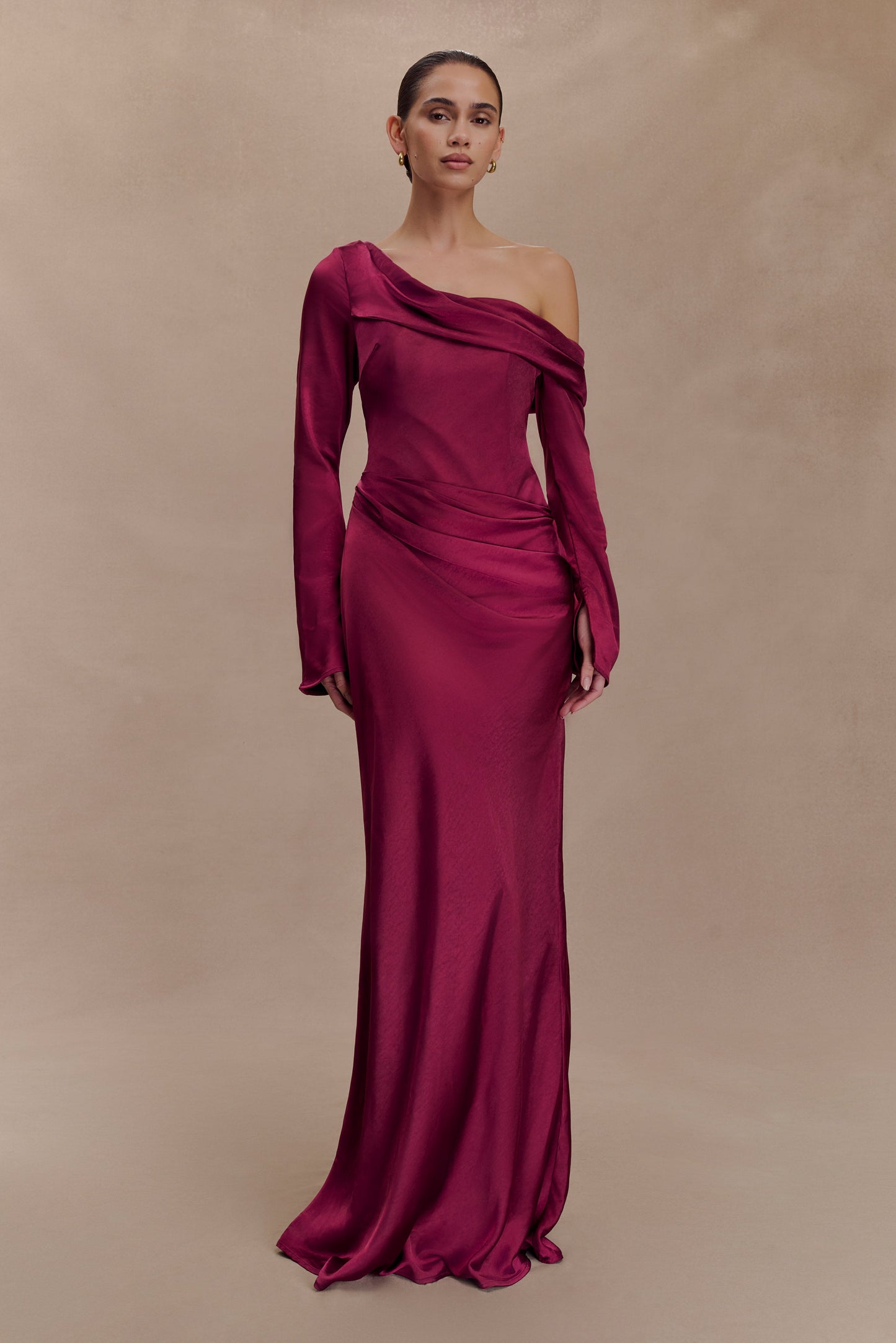 Robe longue satinée Iris à manches longues - Brun-rouge