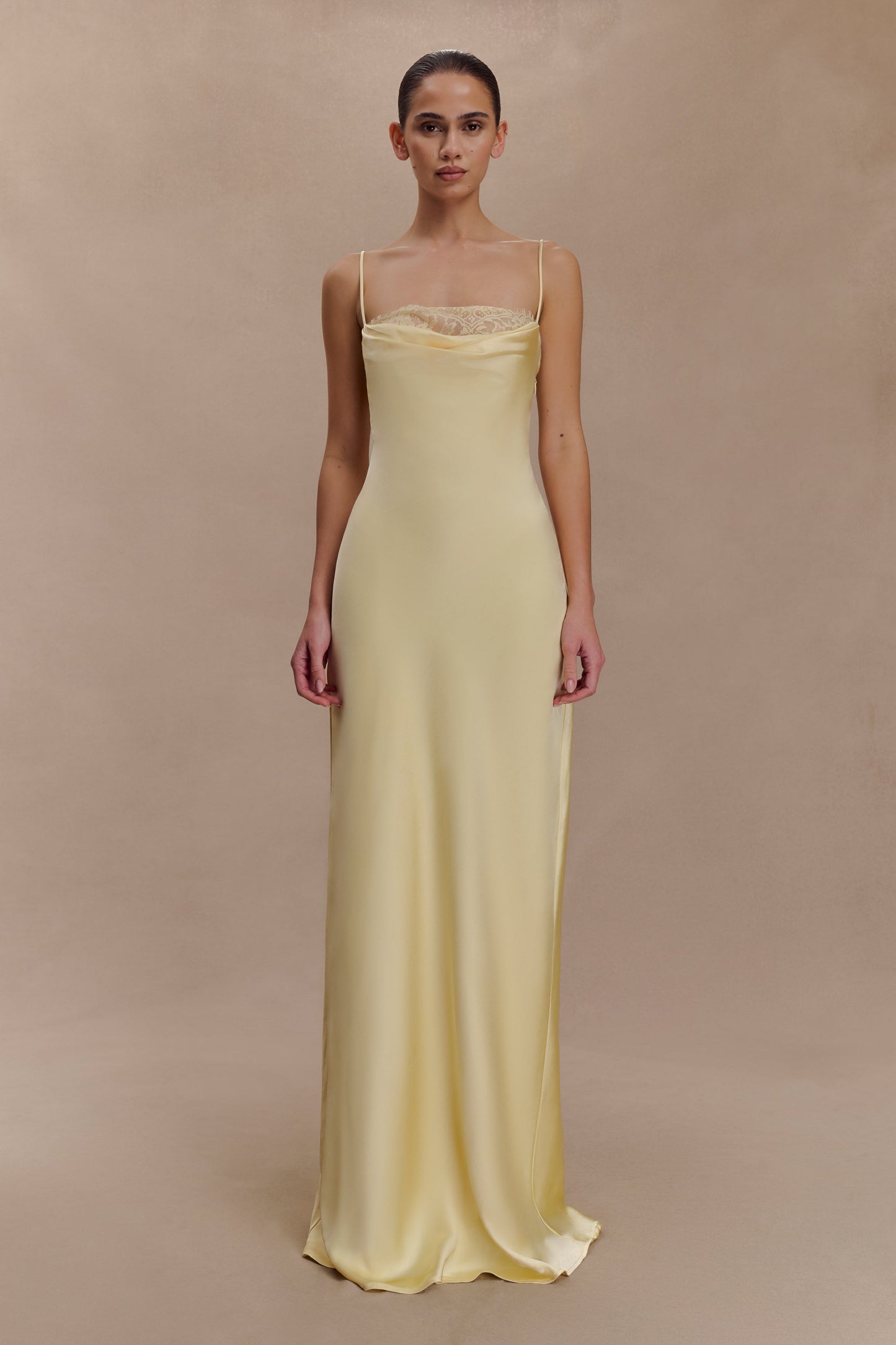 Robe Maxi en Dentelle et Satin Isadora - Citron